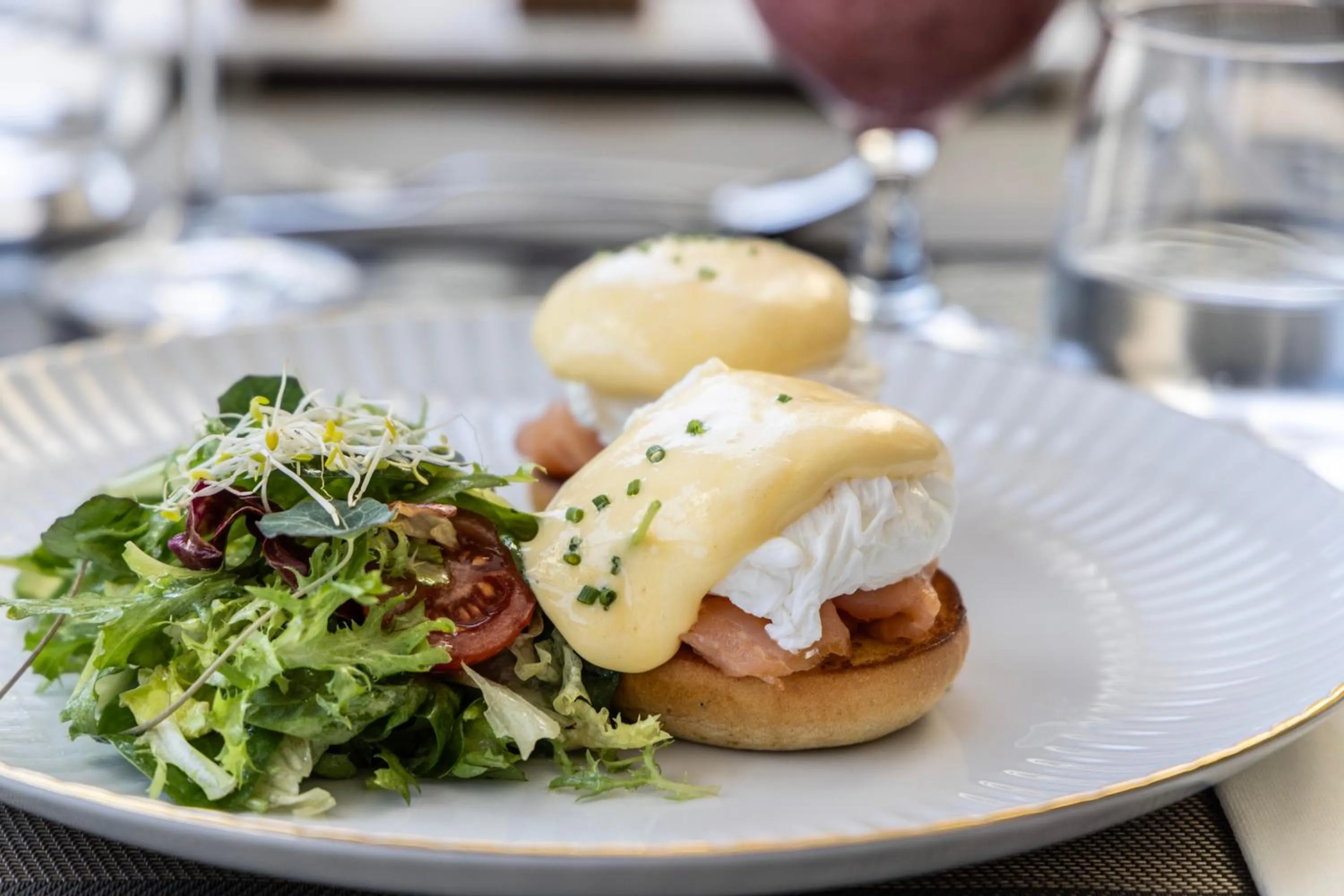 Restaurant/places to eat in NJV Athens Plaza