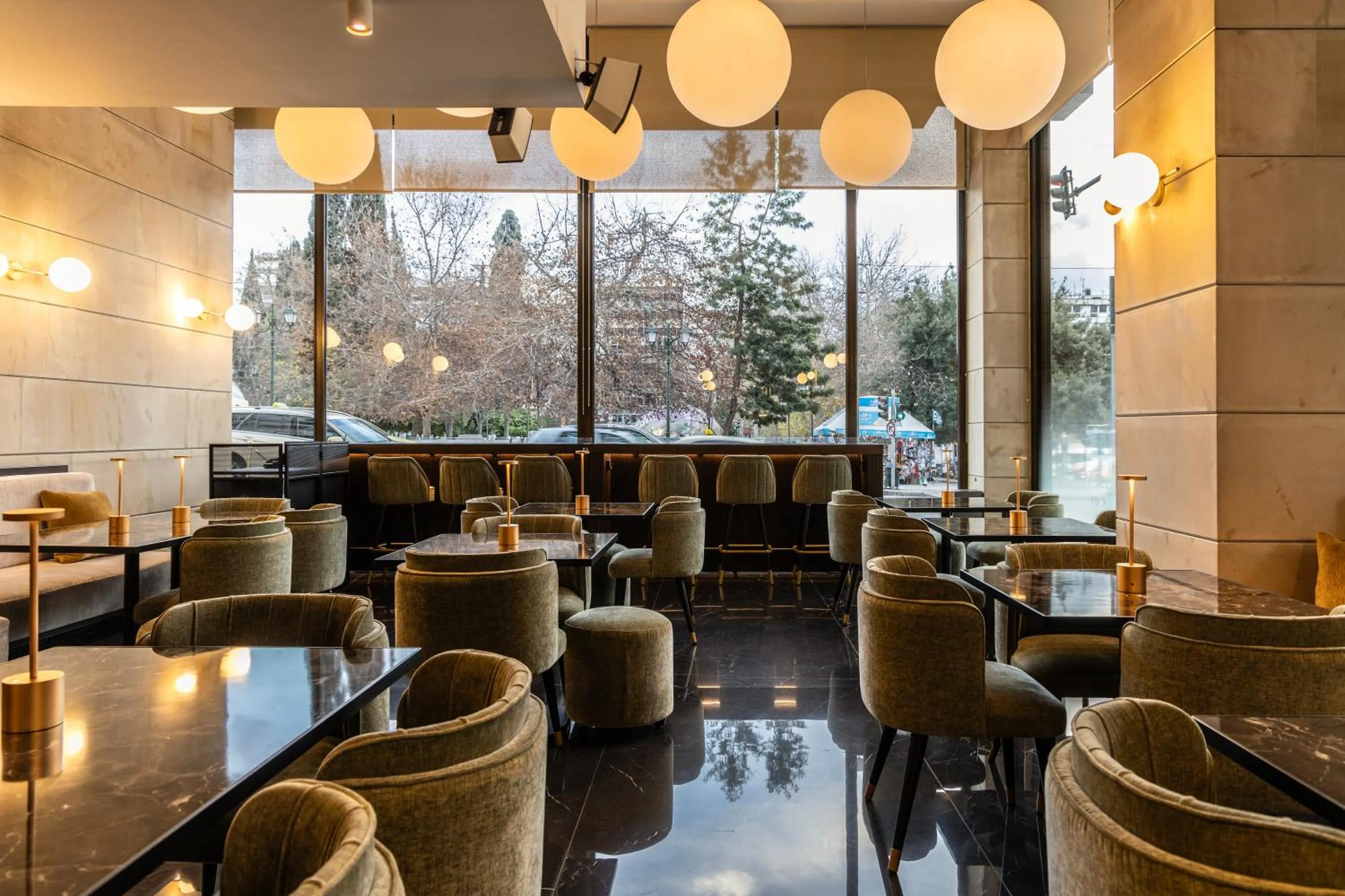 Restaurant/places to eat in NJV Athens Plaza