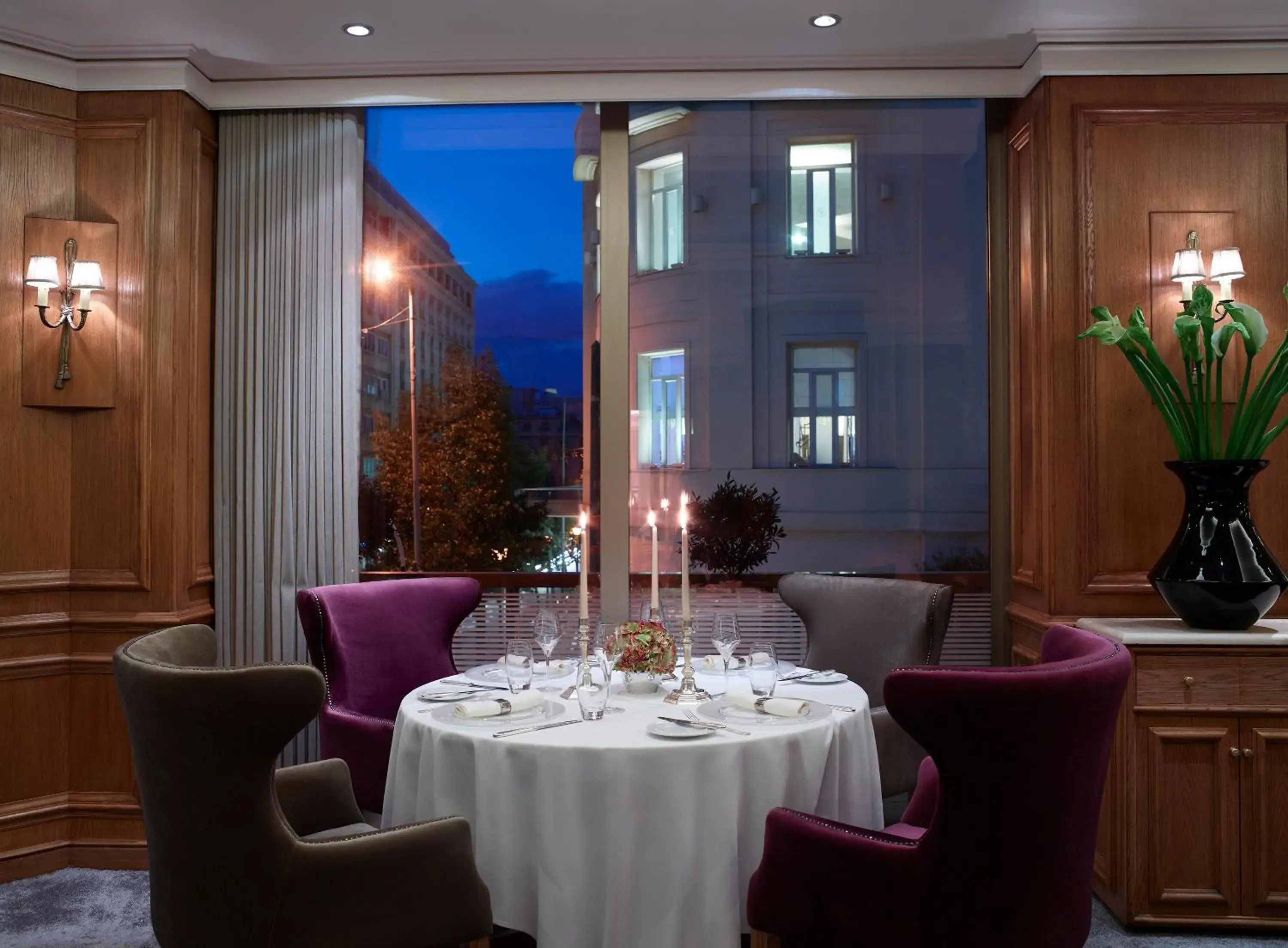 Restaurant/places to eat in NJV Athens Plaza Restaurant/places to eat in NJV Athens Plaza