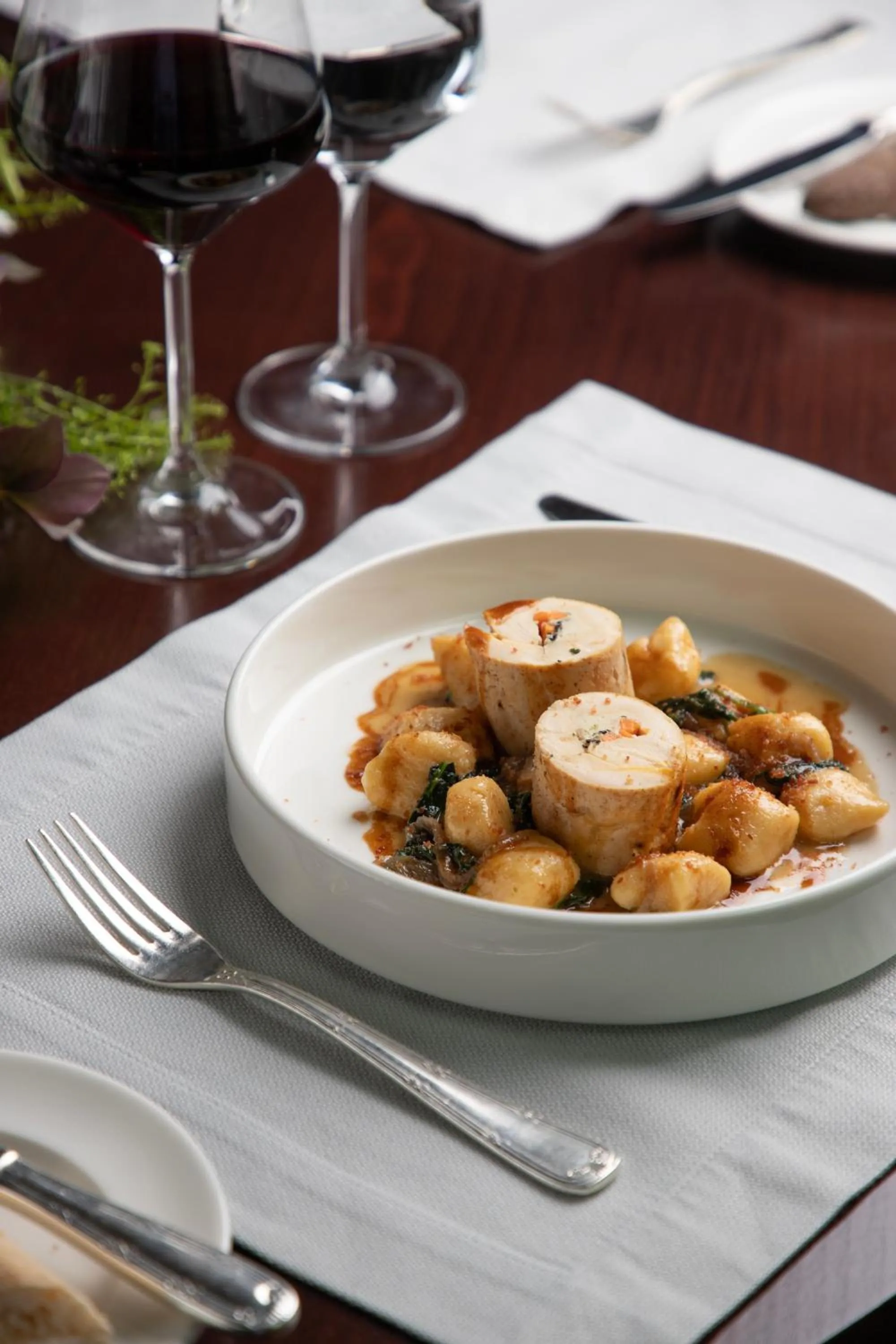 Restaurant/places to eat in NJV Athens Plaza