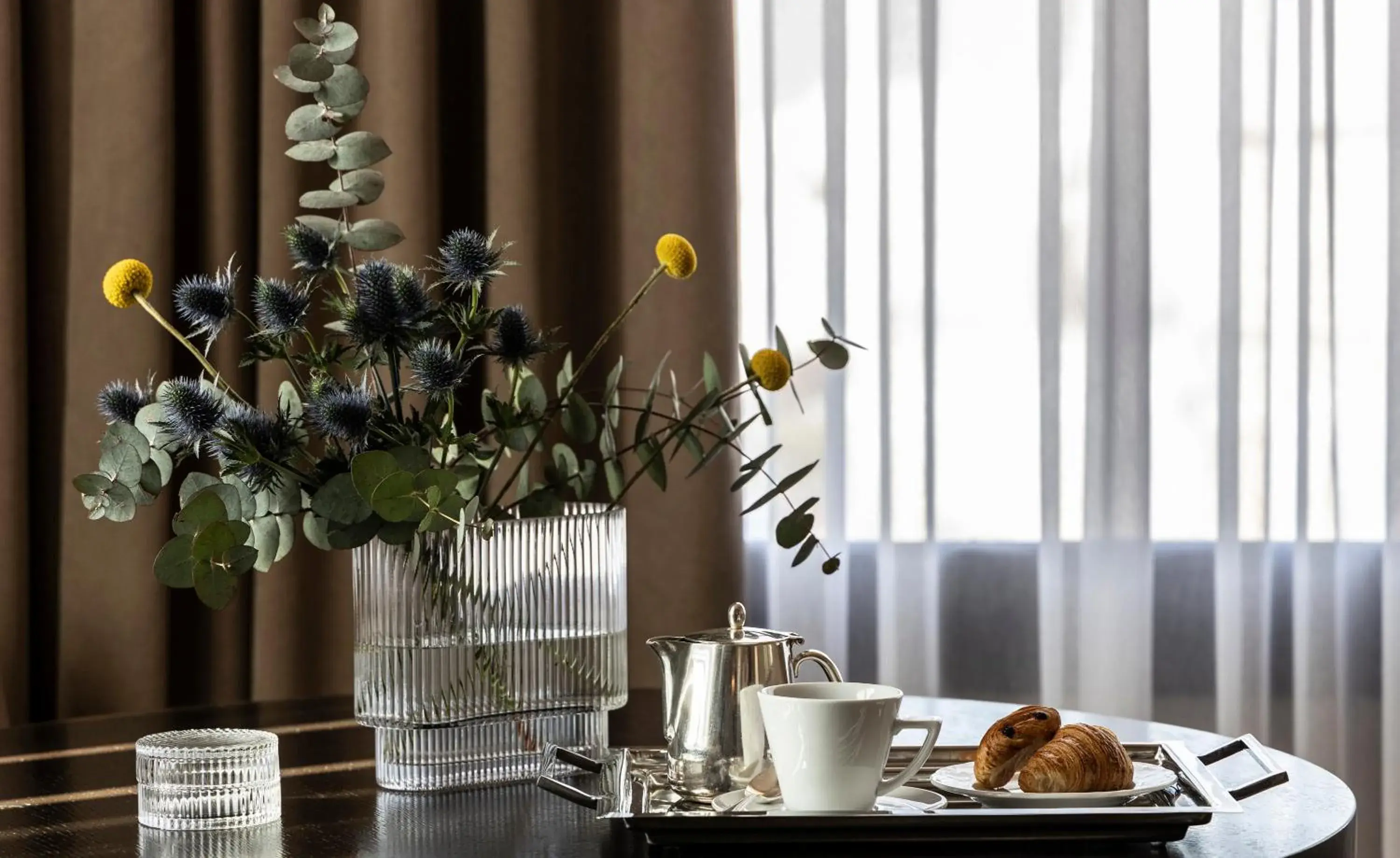 Food and drinks in NJV Athens Plaza Food and drinks in NJV Athens Plaza