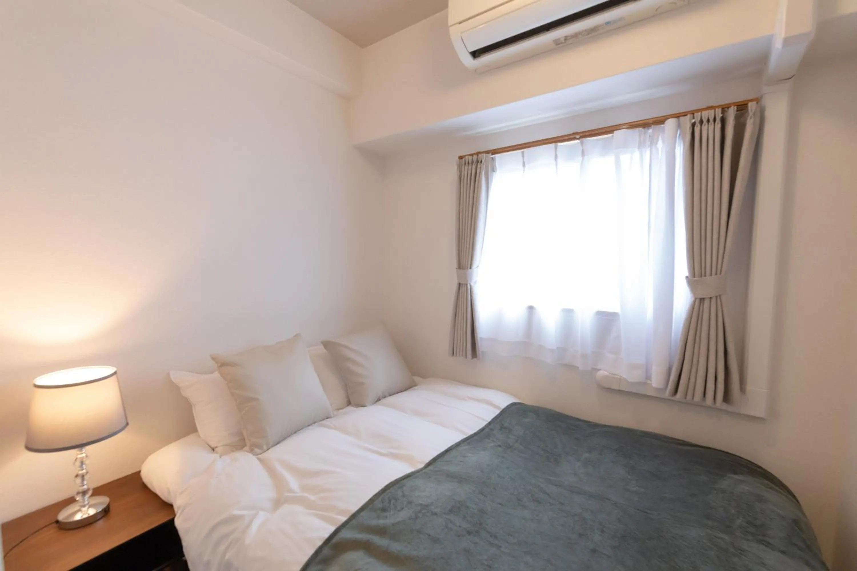 Bed in Ocean Nipponbashi Higashi