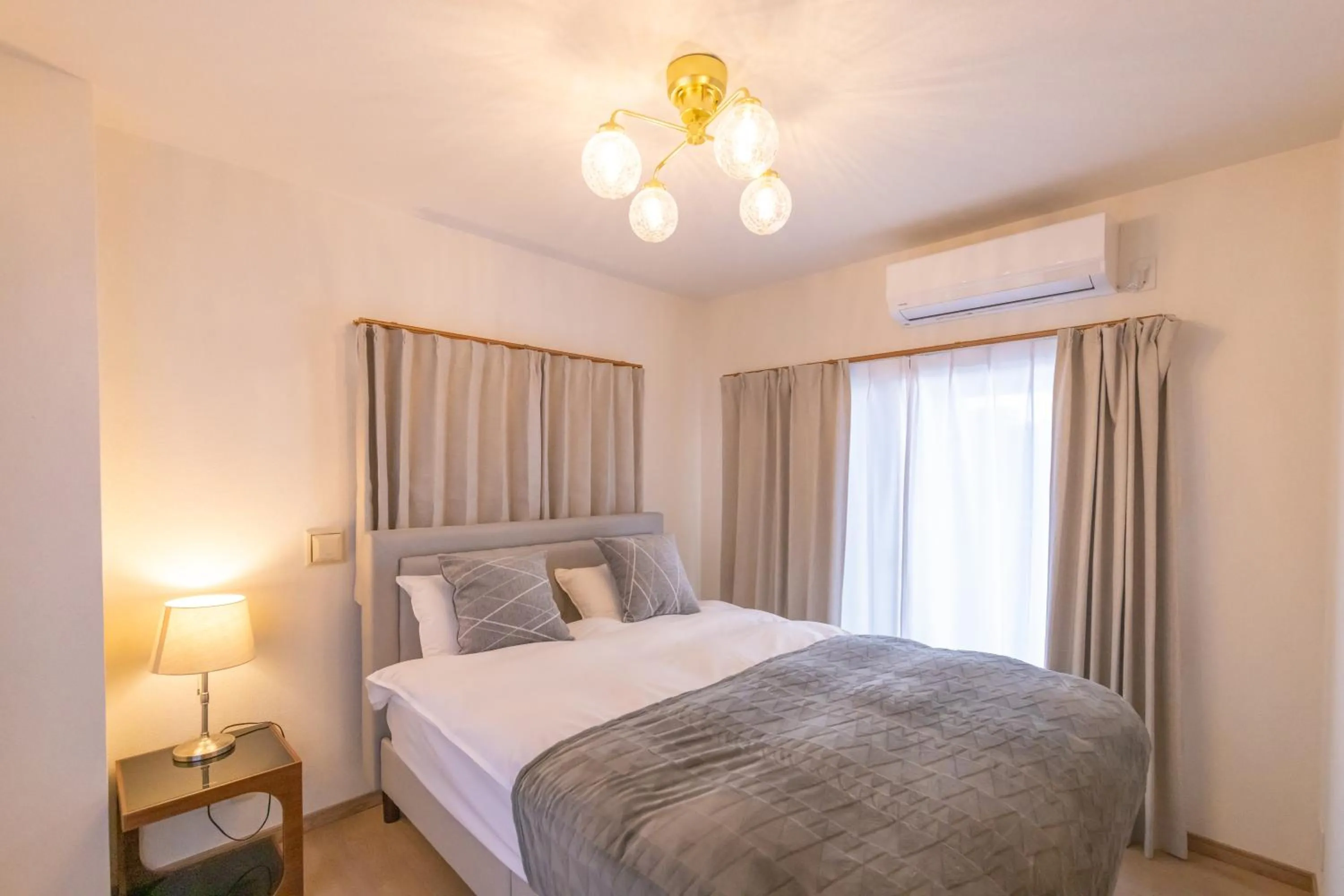 Bed in Ocean Nipponbashi Higashi