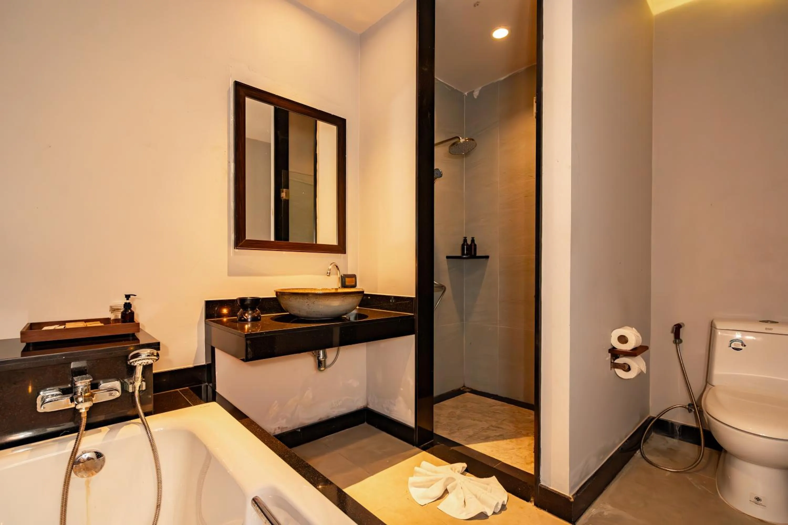 Shower in Malabar Pool Villa Phuket