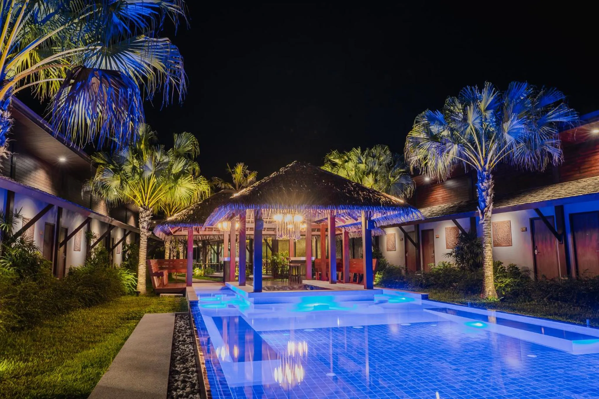 Night in Malabar Pool Villa Phuket