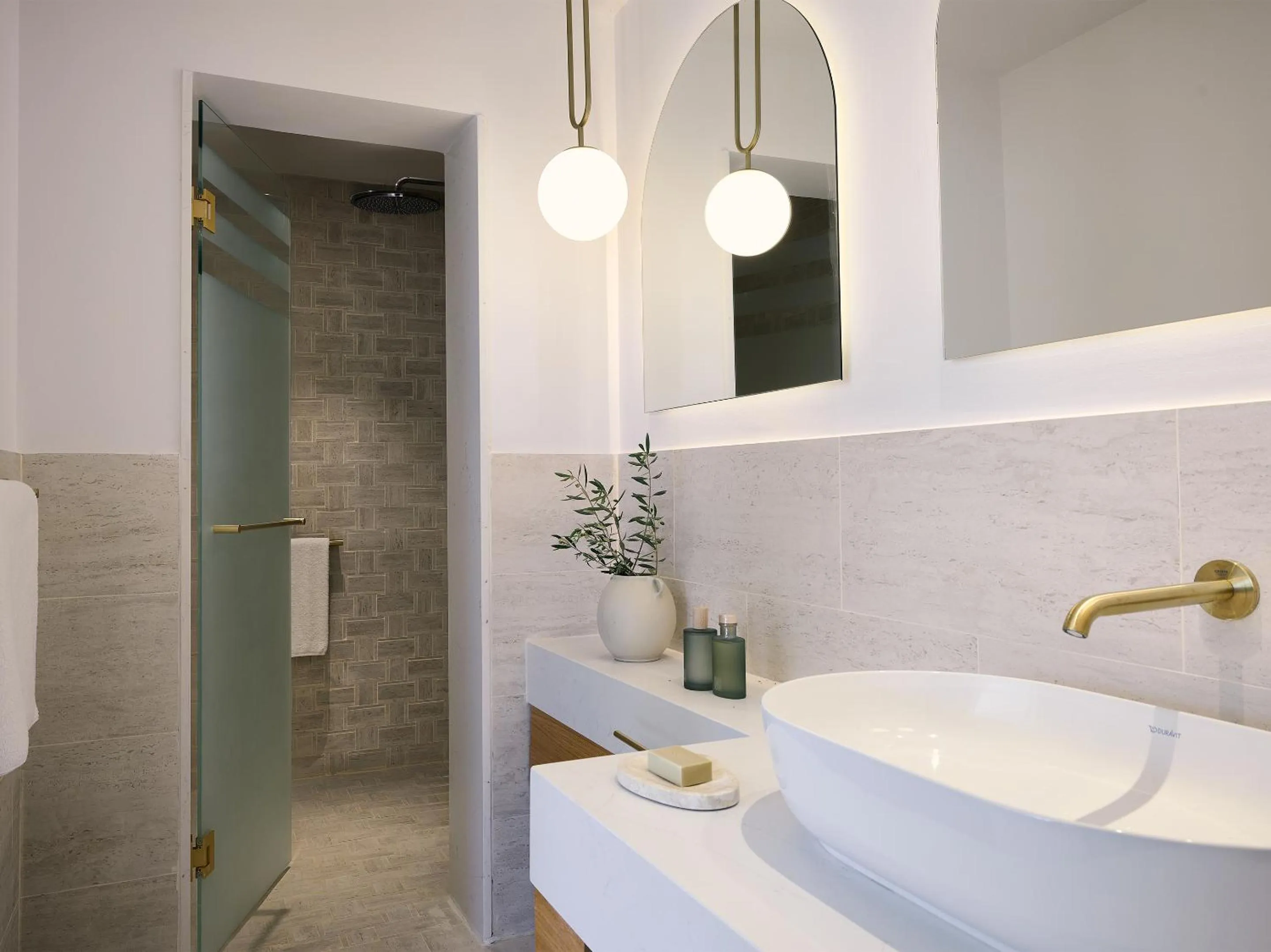 Shower in Grecotel Filoxenia