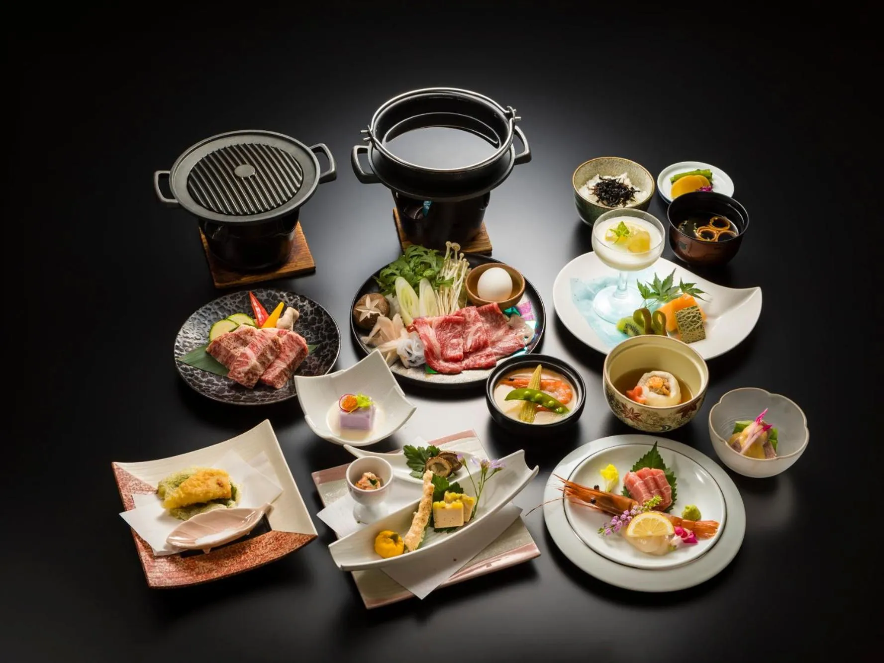 Food and drinks in Japanese Onsen Ryokan Kohakuen