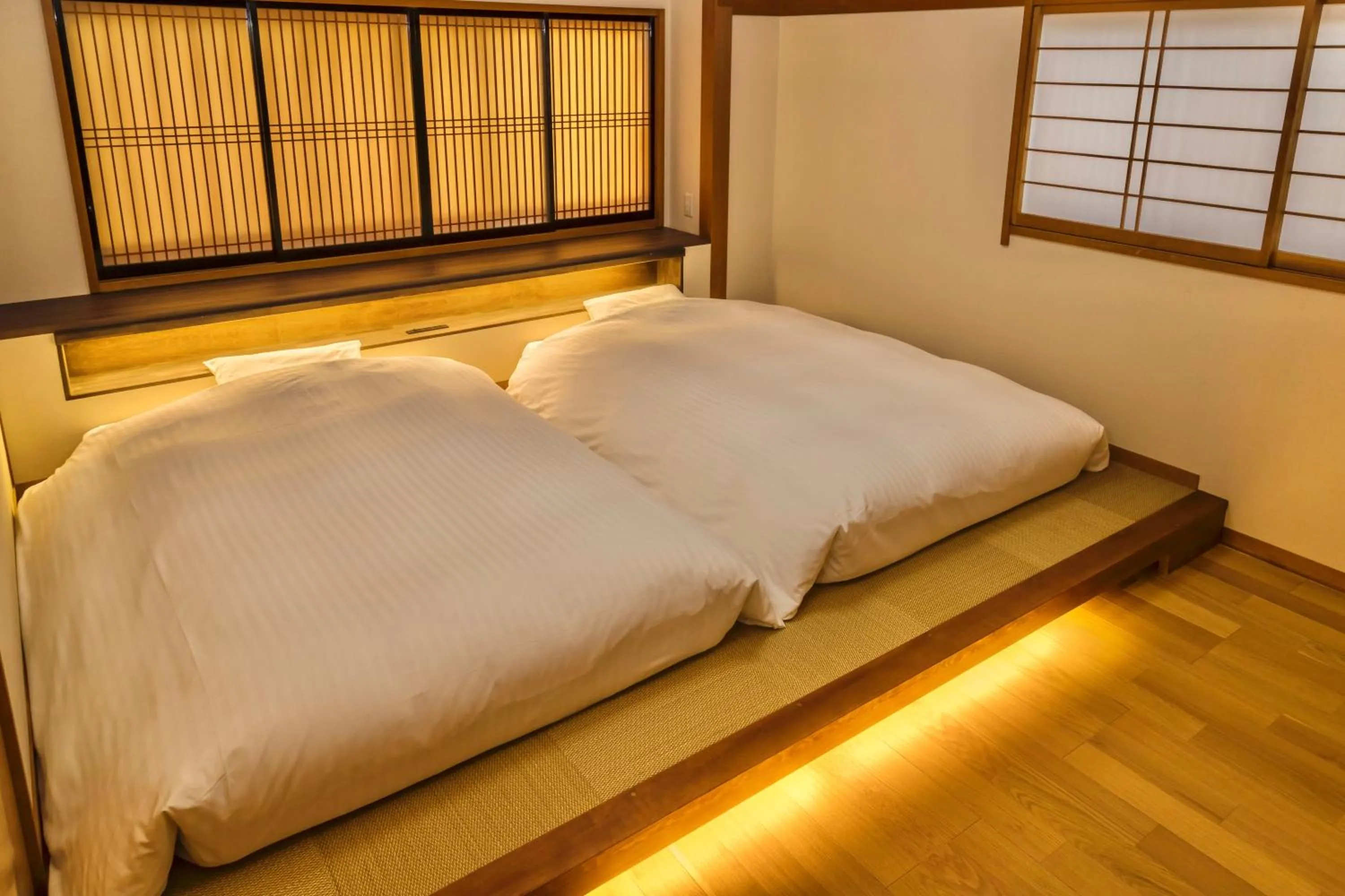 Bed in Japanese Onsen Ryokan Kohakuen