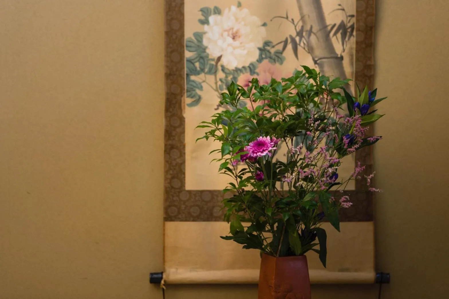 Decorative detail in Japanese Onsen Ryokan Kohakuen