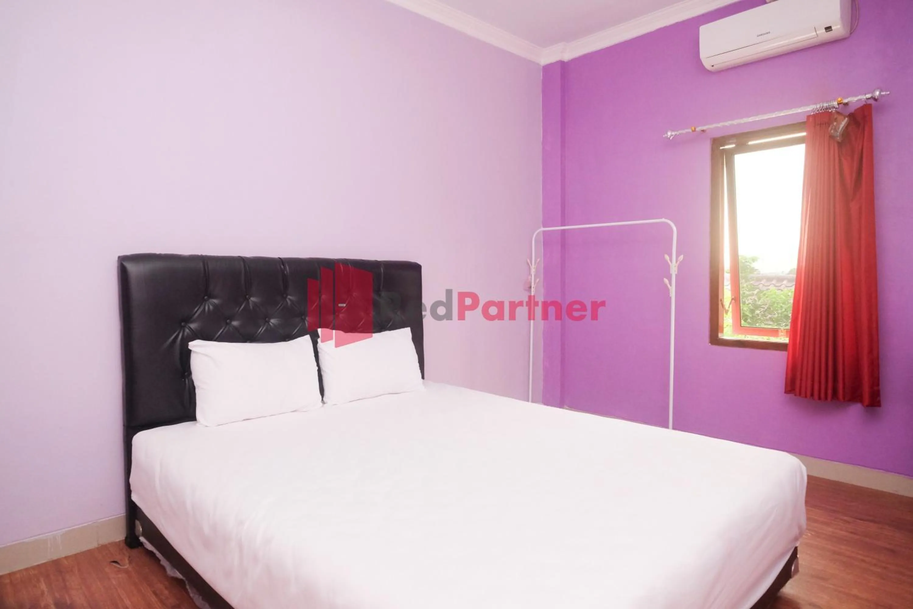 Janna Guest House Syariah Yogyakarta Mitra RedDoorz