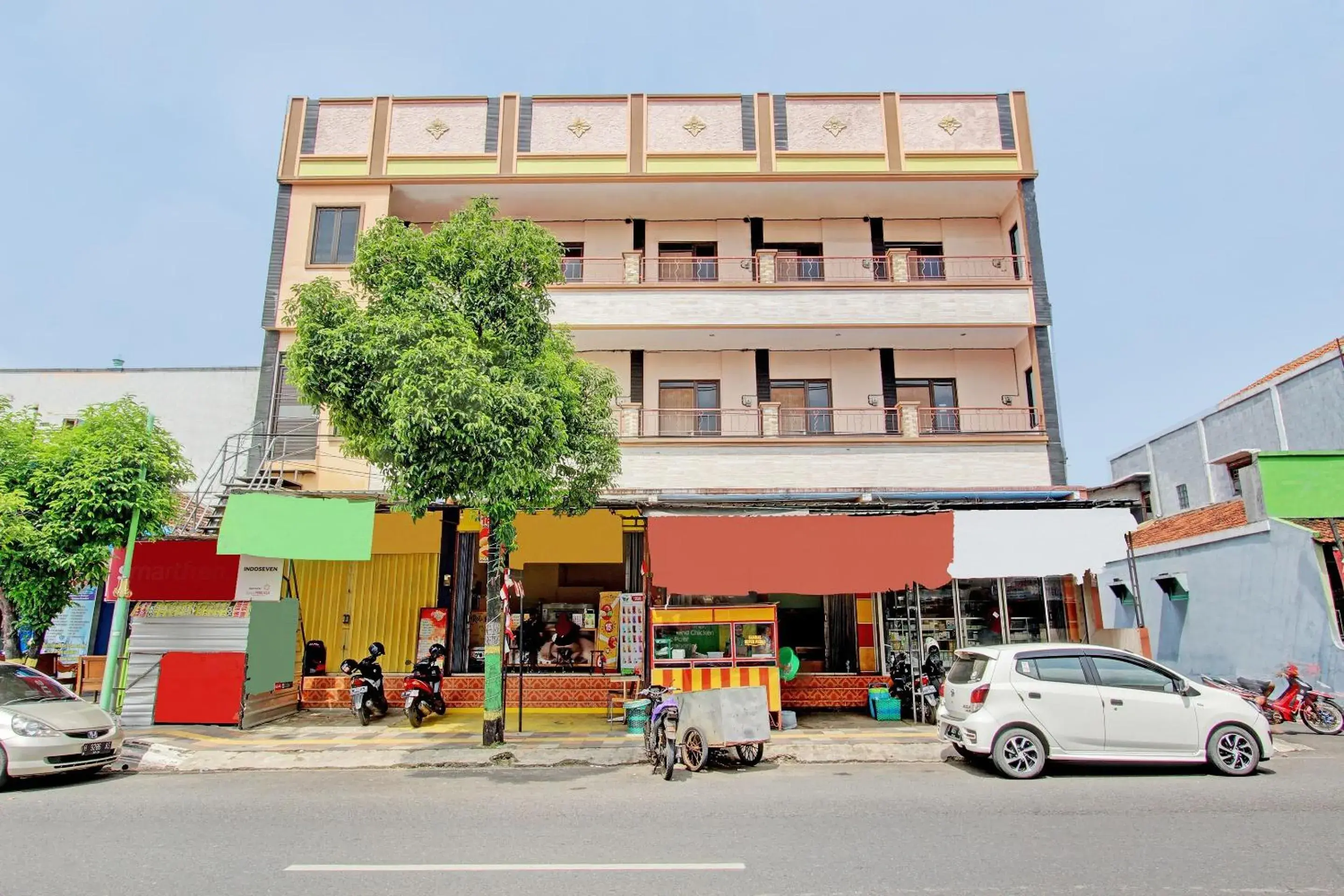 Facade/entrance in Hotel O Kristin Homestay Facade/entrance in Hotel O Kristin Homestay