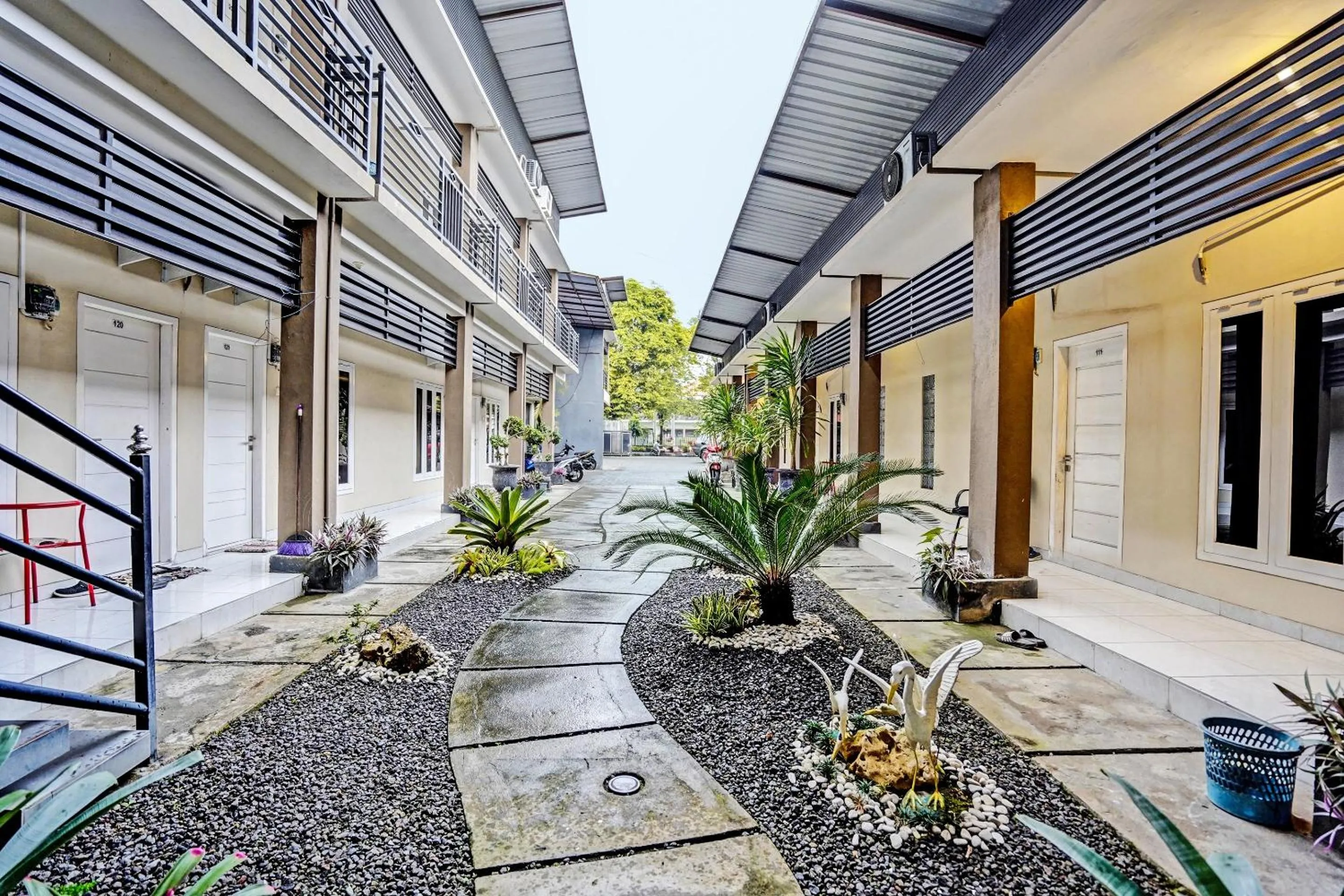 Lobby or reception in OYO Life 92190 Arya Guest House