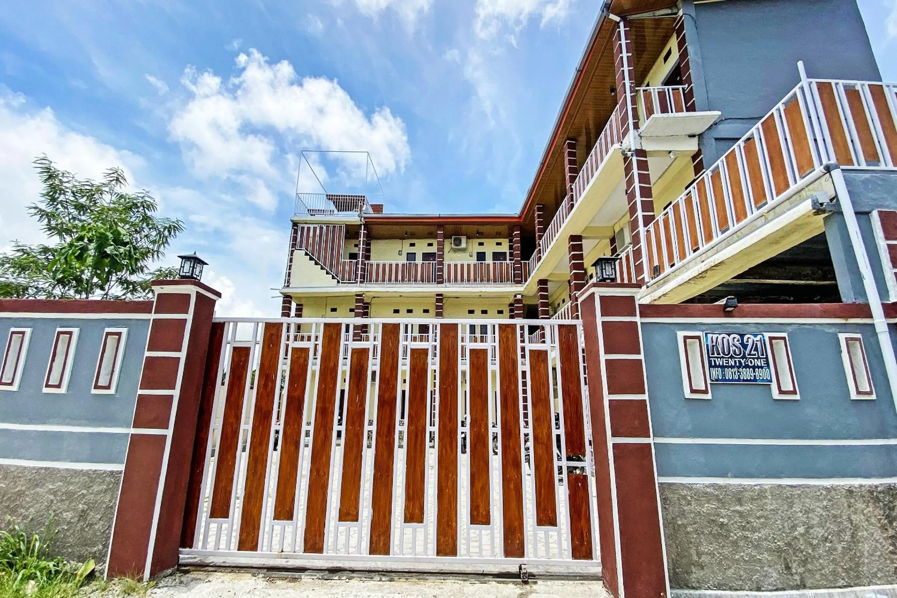 Facade/entrance in Hotel O Kos 21