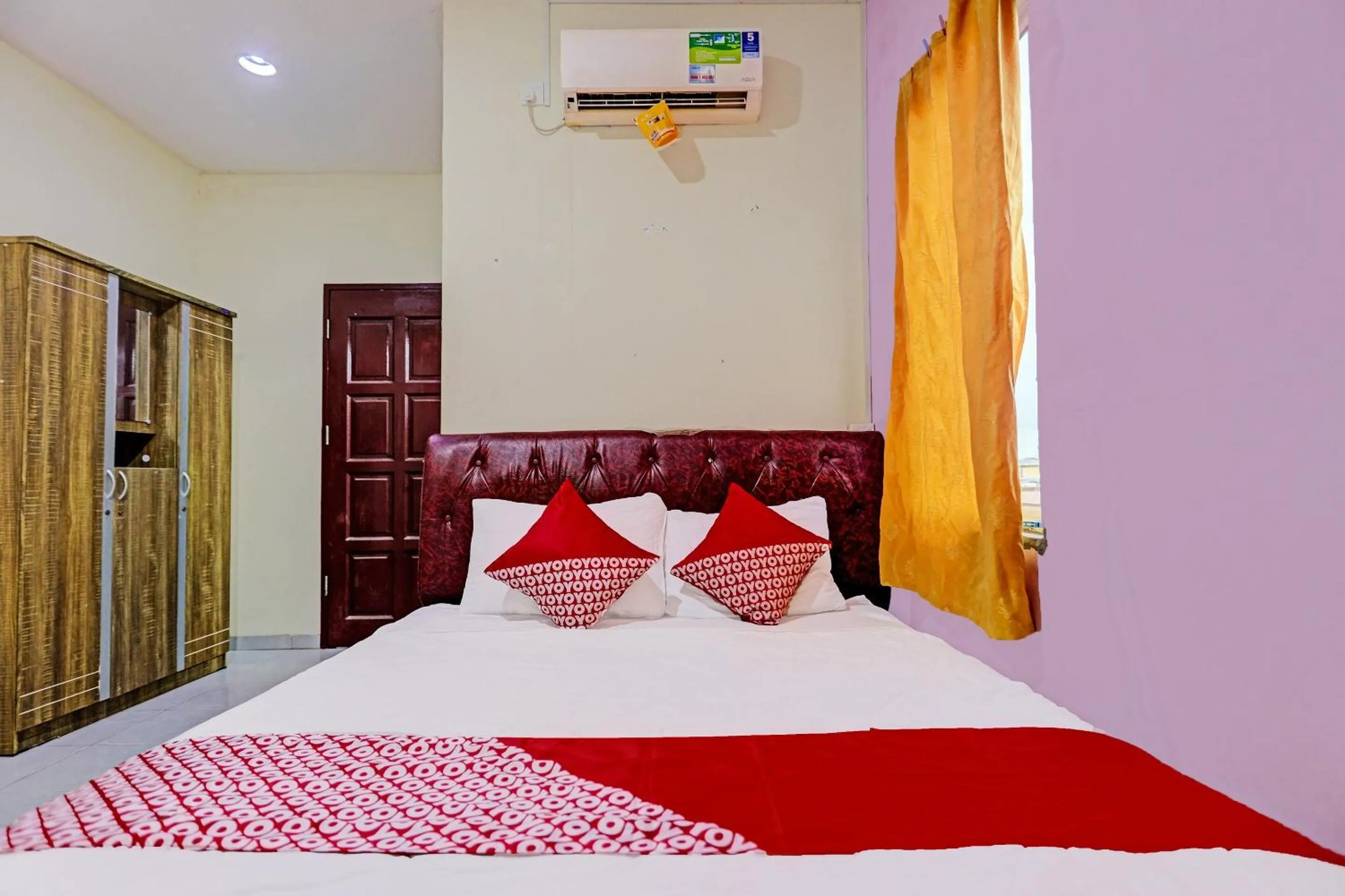 Bedroom, Bed in Hotel O New Town Syariah