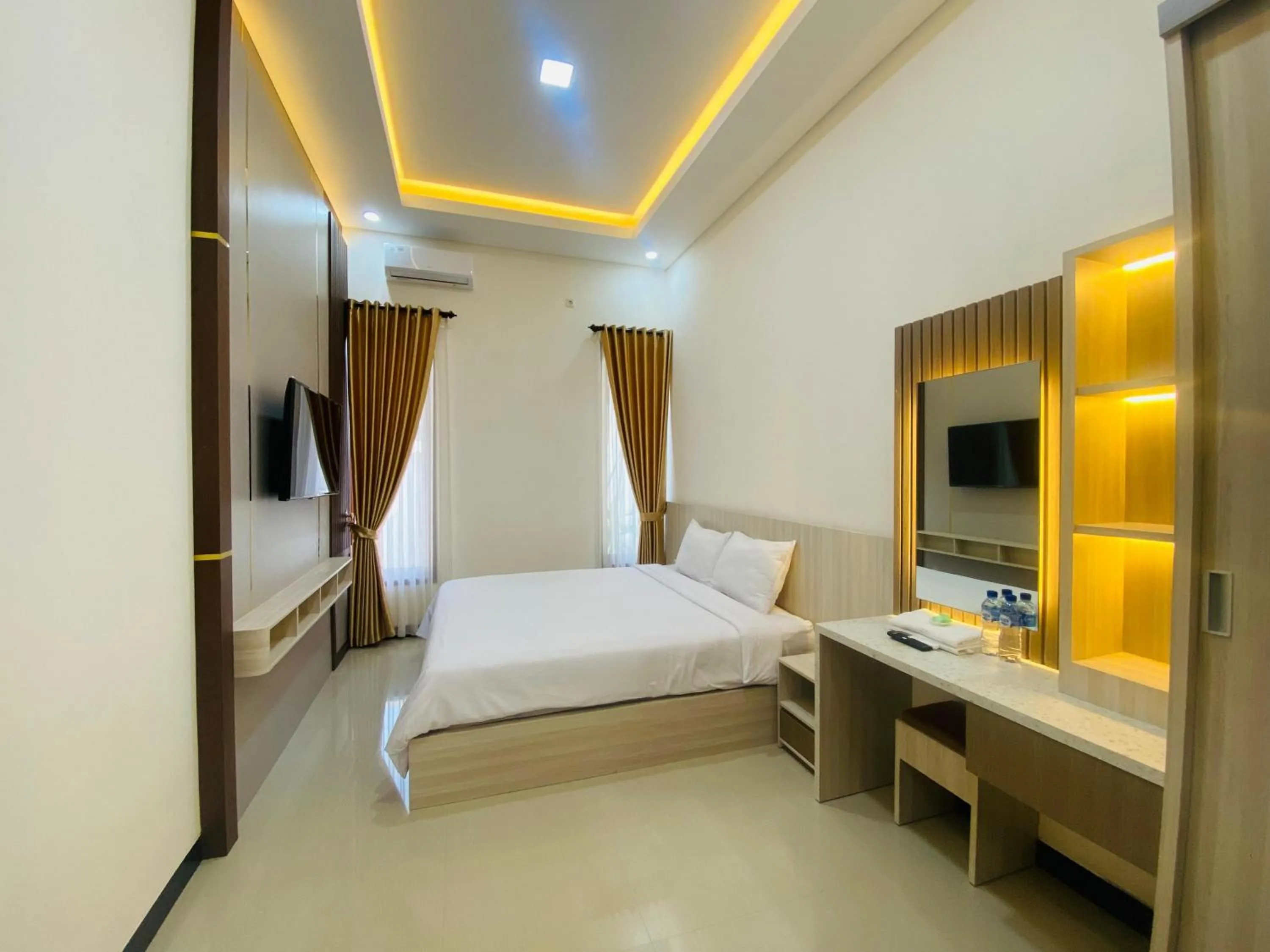 Bedroom, Bed in Kanggo Riko Family Homestay Mitra Reddoorz