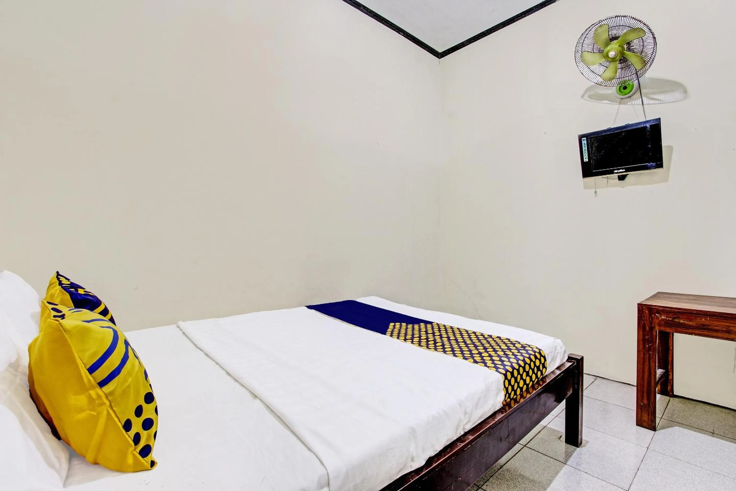 Bedroom in Hotel O Sari Laut