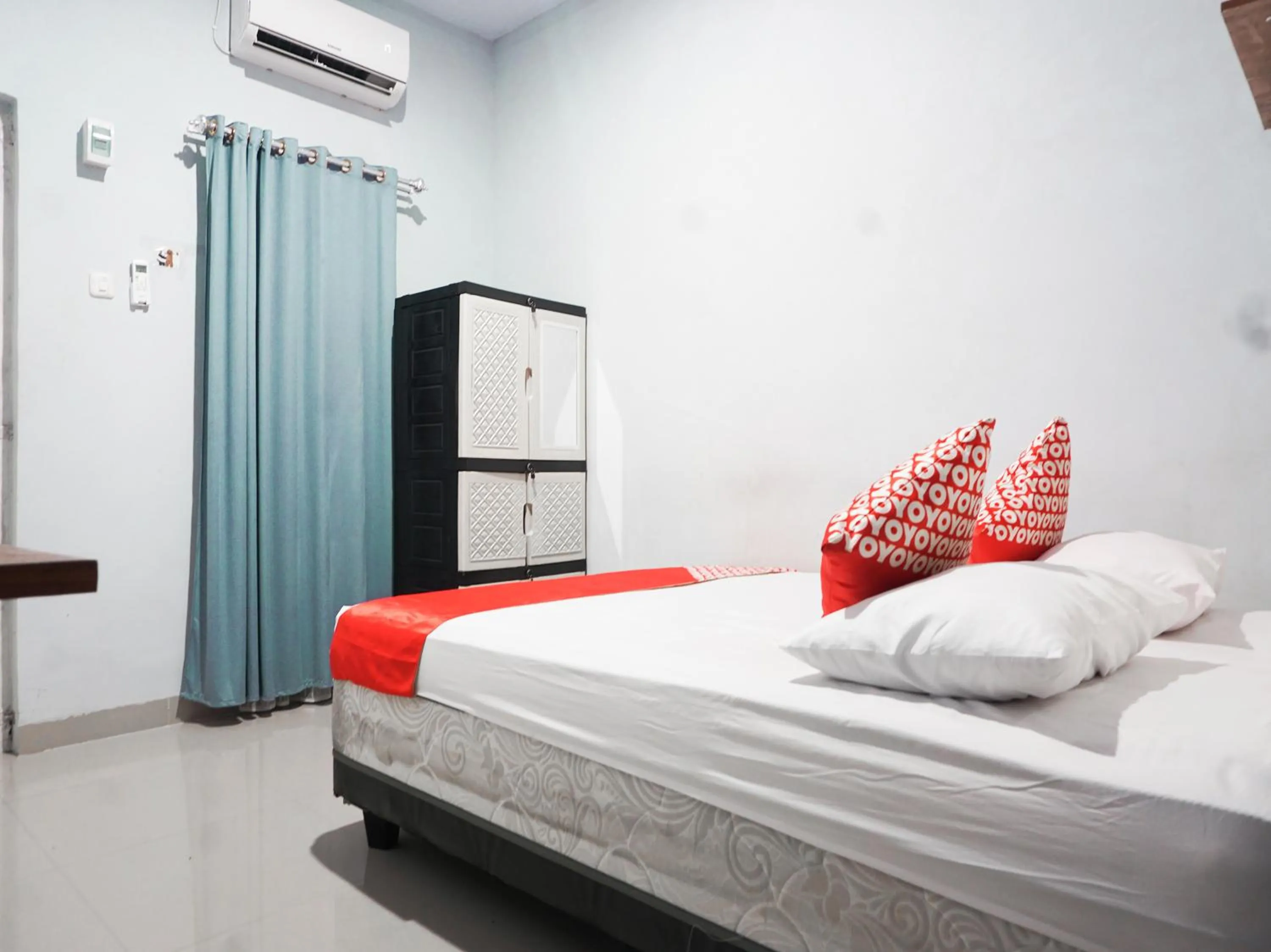 Bedroom, Bed in Hotel O Pondok Cahaya