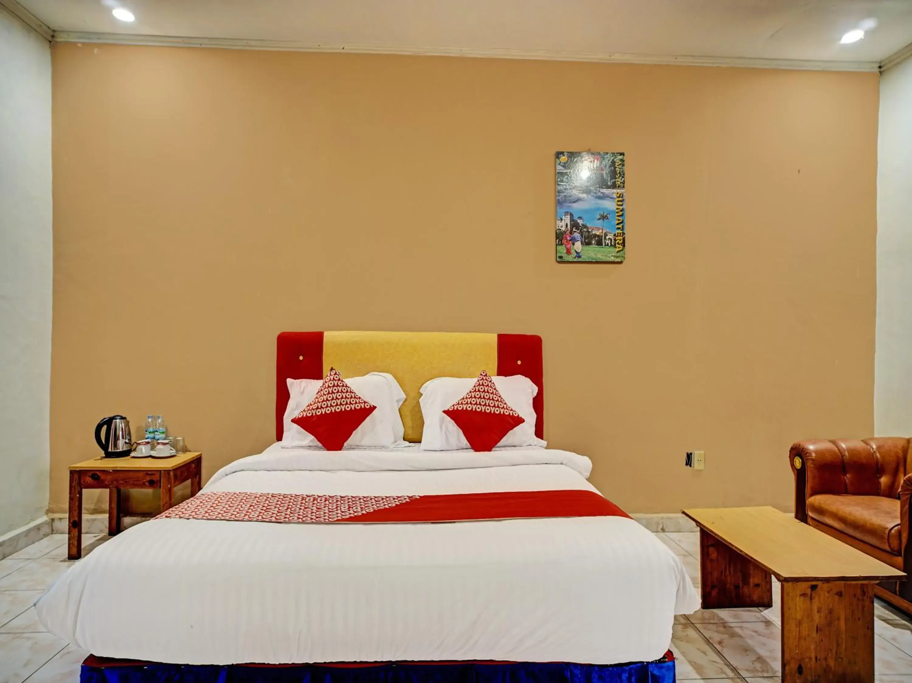 Bedroom, Bed in Capital O 92214 Beristera Hotel Bedroom, Bed in Capital O 92214 Beristera Hotel