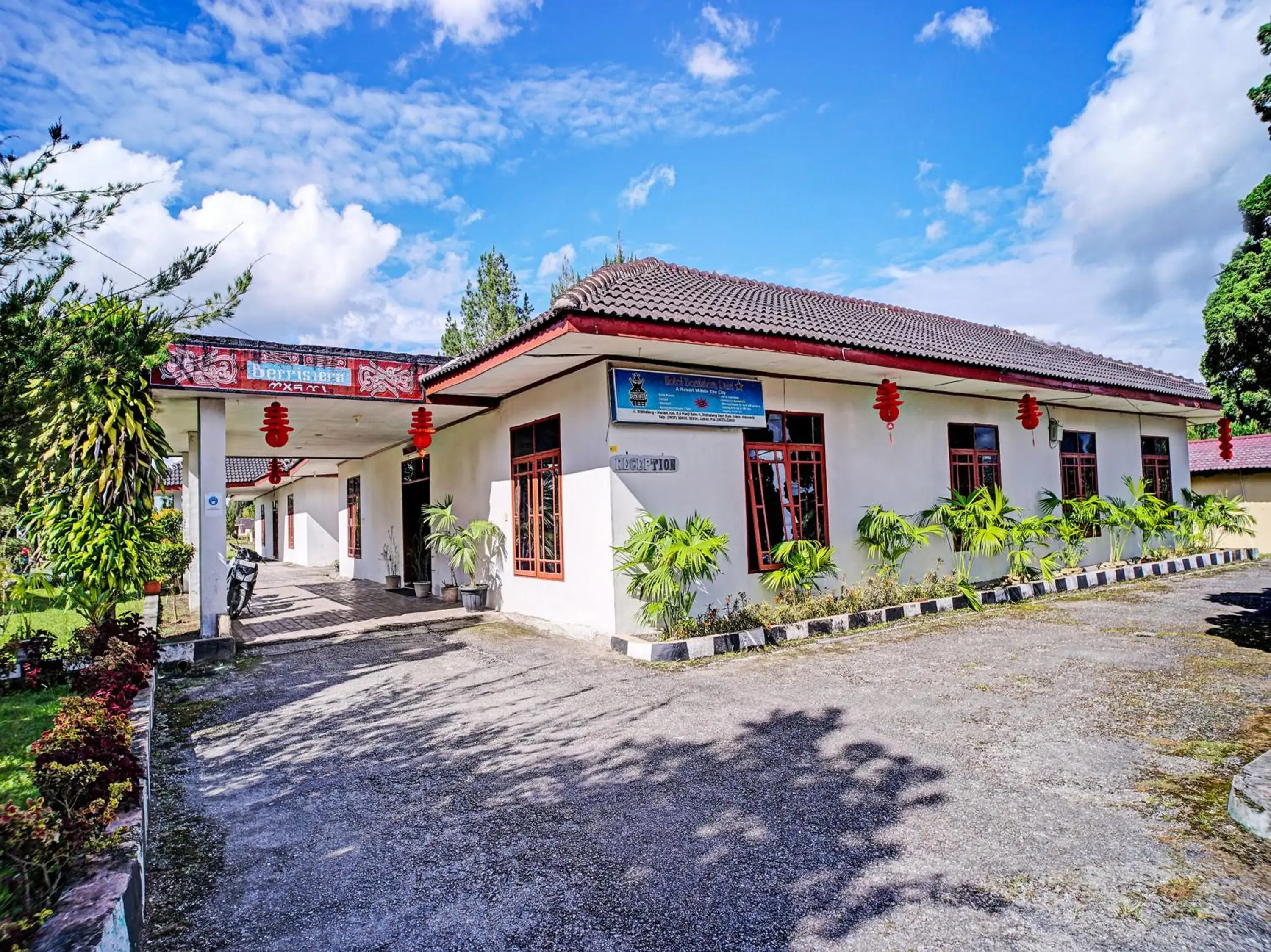 Property building in Capital O 92214 Beristera Hotel Property building in Capital O 92214 Beristera Hotel