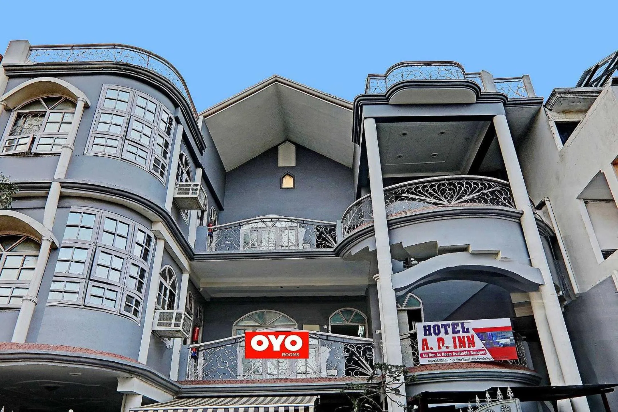 Facade/entrance in Hotel O APM INN