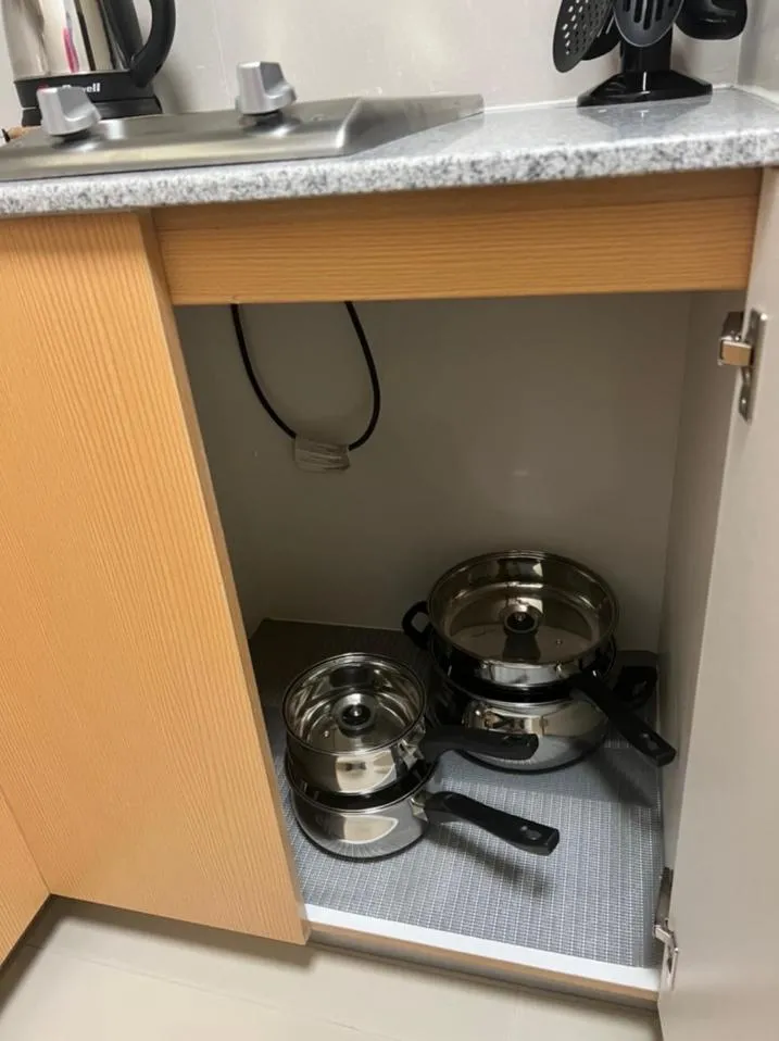 Kitchen or kitchenette in Uptown Parksuites II
