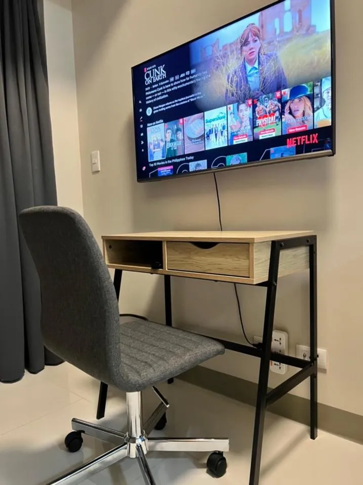 TV and multimedia in Uptown Parksuites II