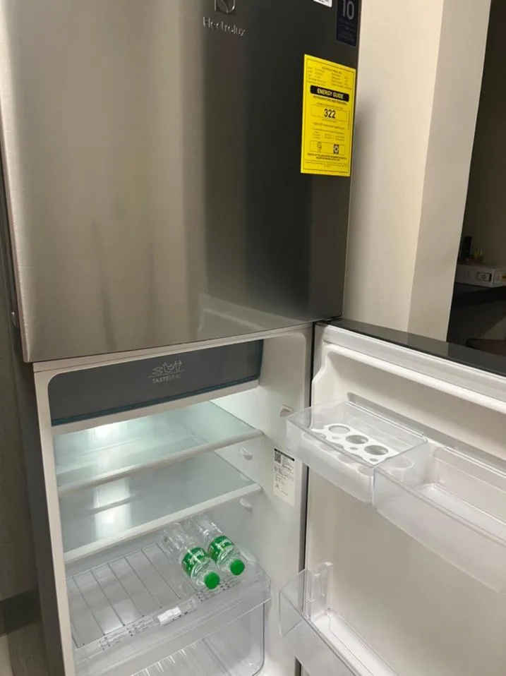 Kitchen or kitchenette in Uptown Parksuites II