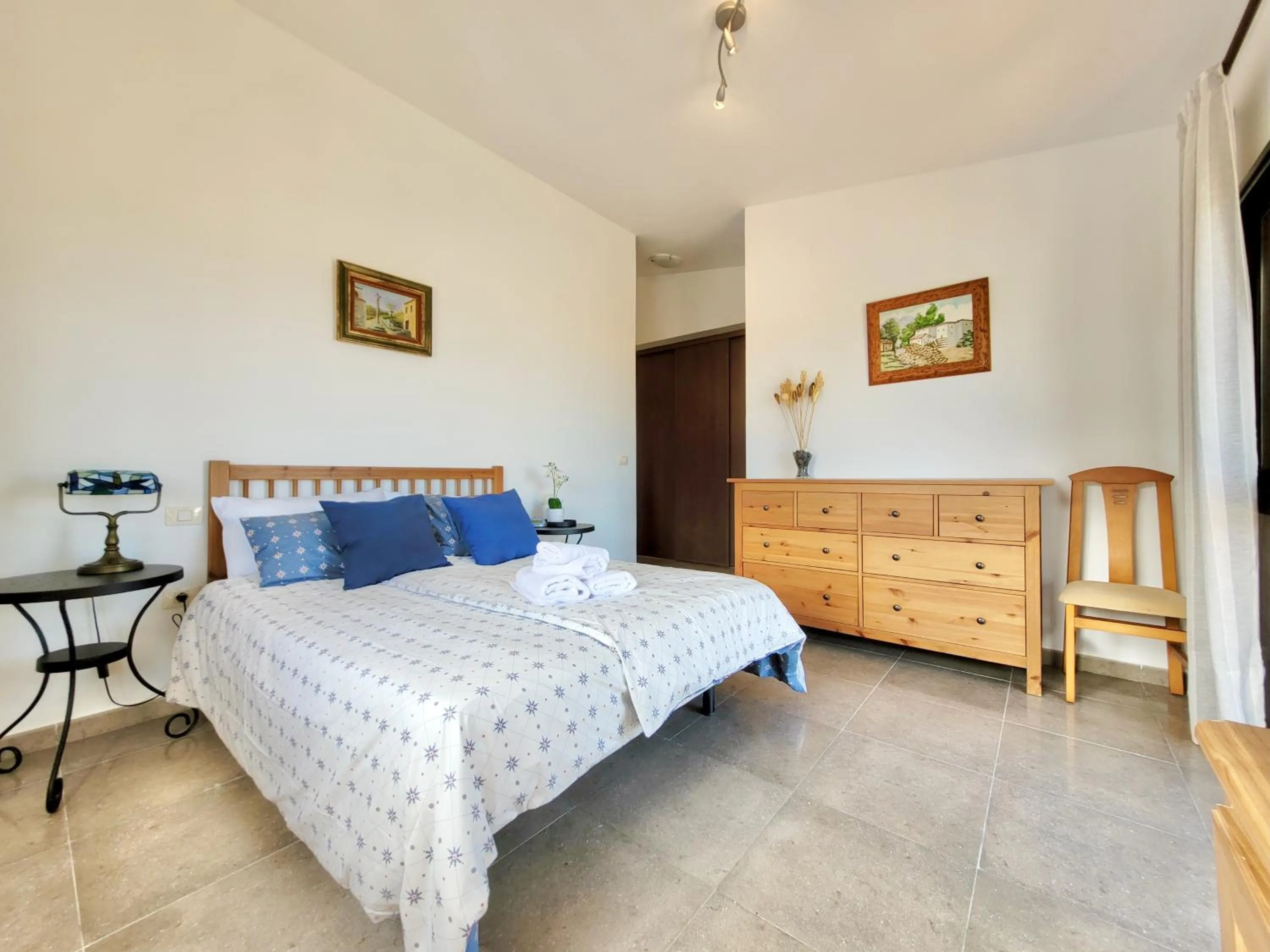 Bed in Los Briones