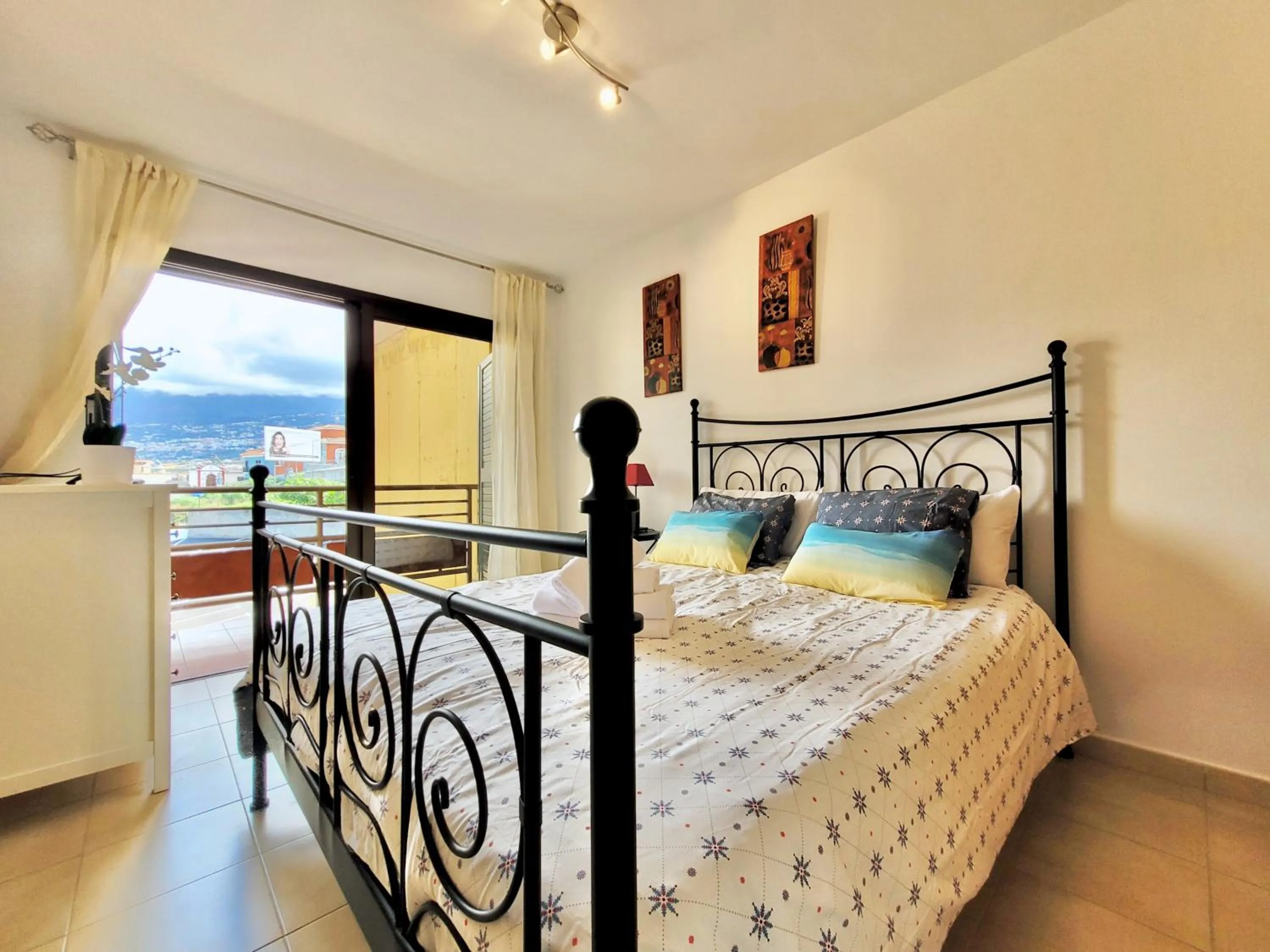 Bed in Los Briones