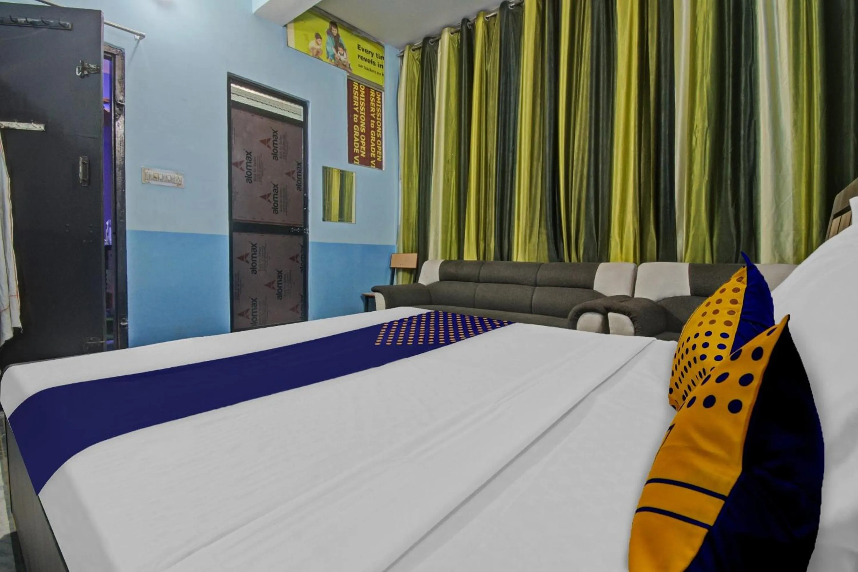 Bedroom, Bed in SPOT ON Hotel Rj14