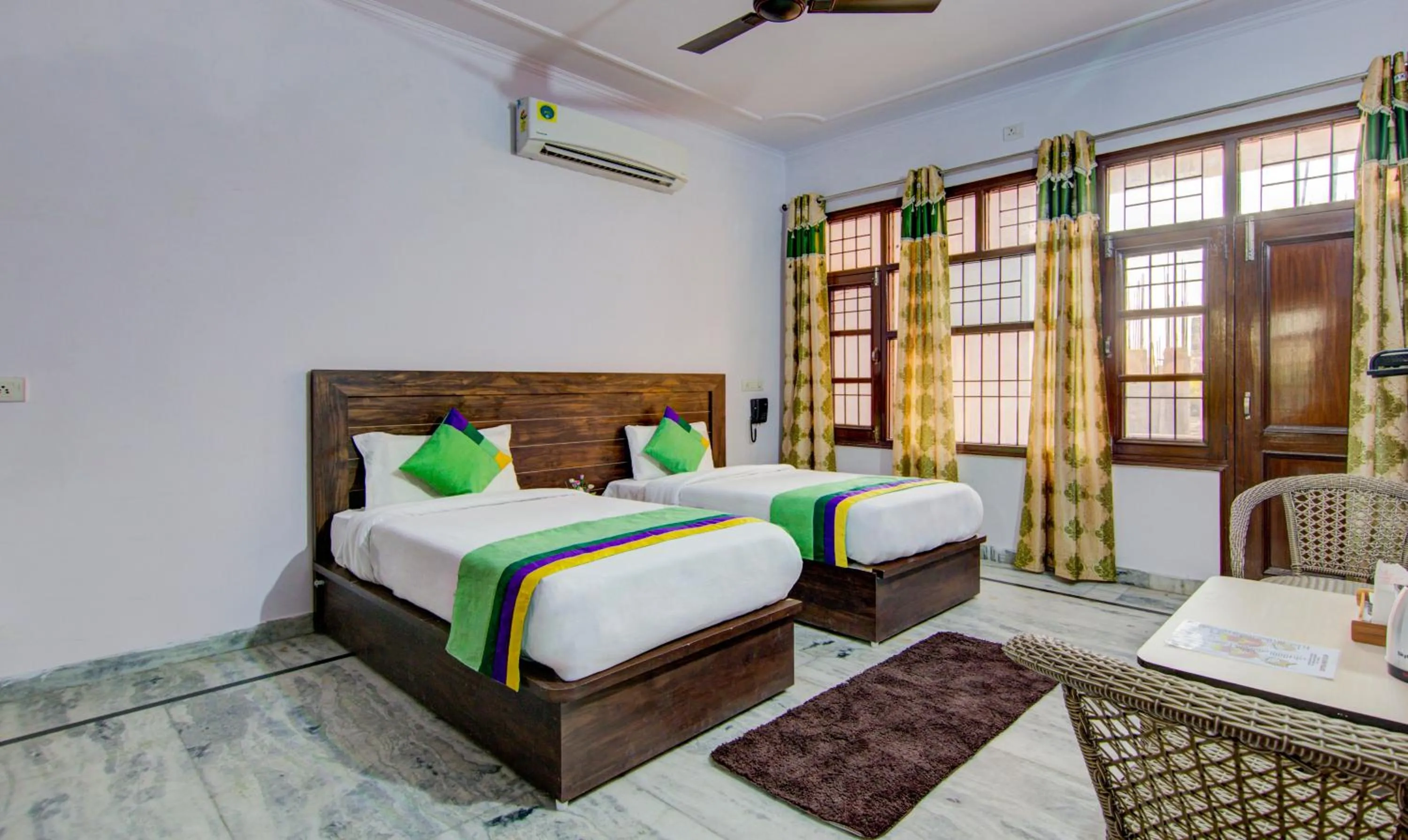 Bedroom, Bed in Treebo The King Mohali