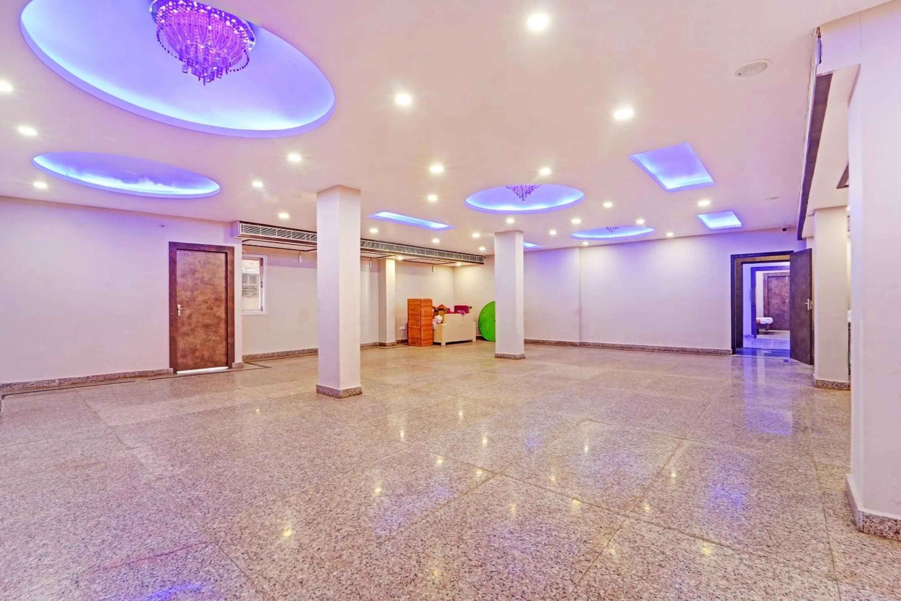 Lobby or reception in Hotel O Saharsh Hotel