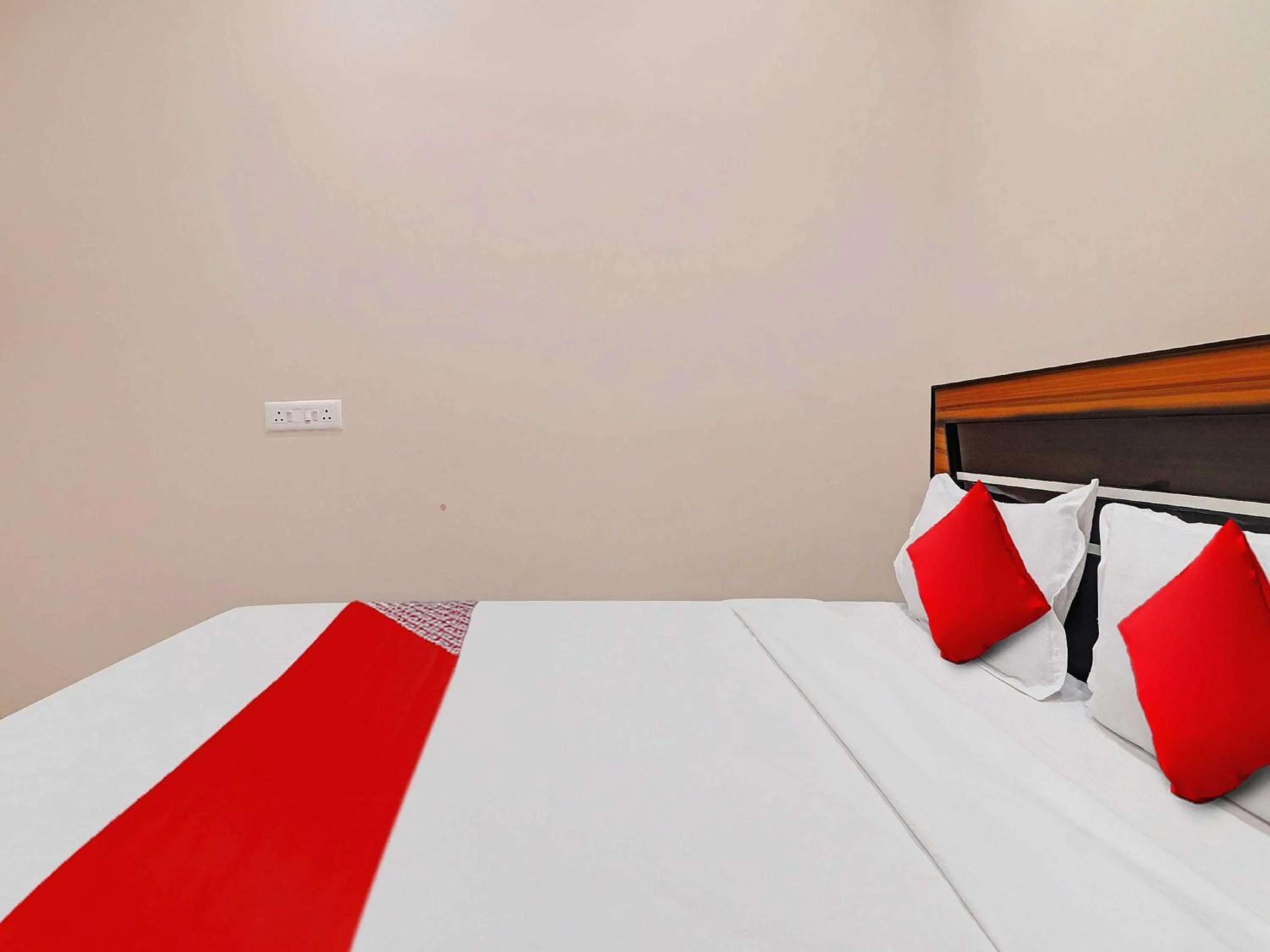 Bedroom, Bed in Hotel O Vasista Residency