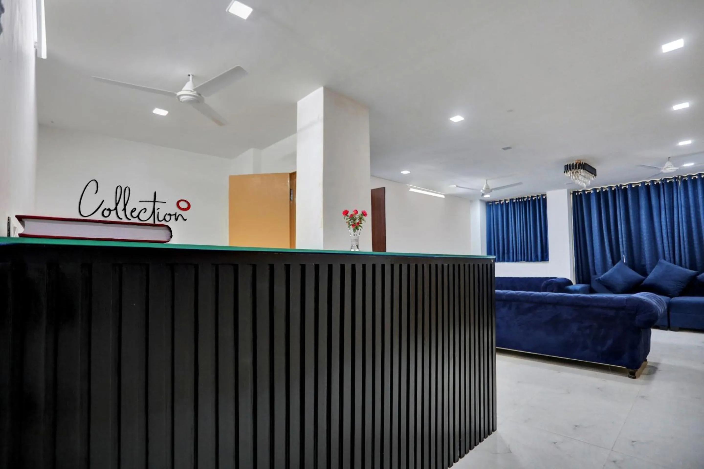 Lobby or reception in Townhouse THE ARROW Near Lotus Temple