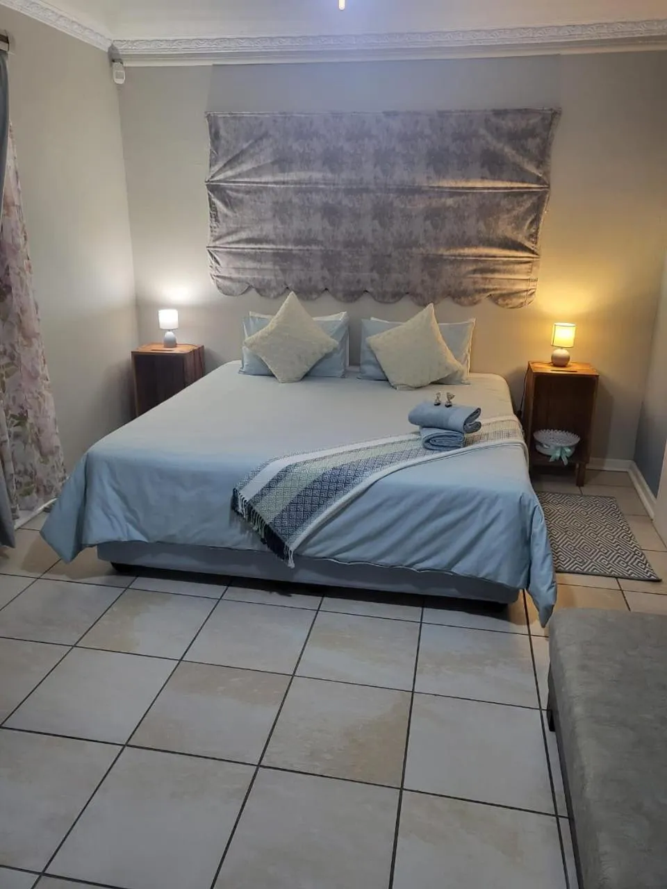 Property building, Bed in La Maison on Vaal Bed and Breakfast