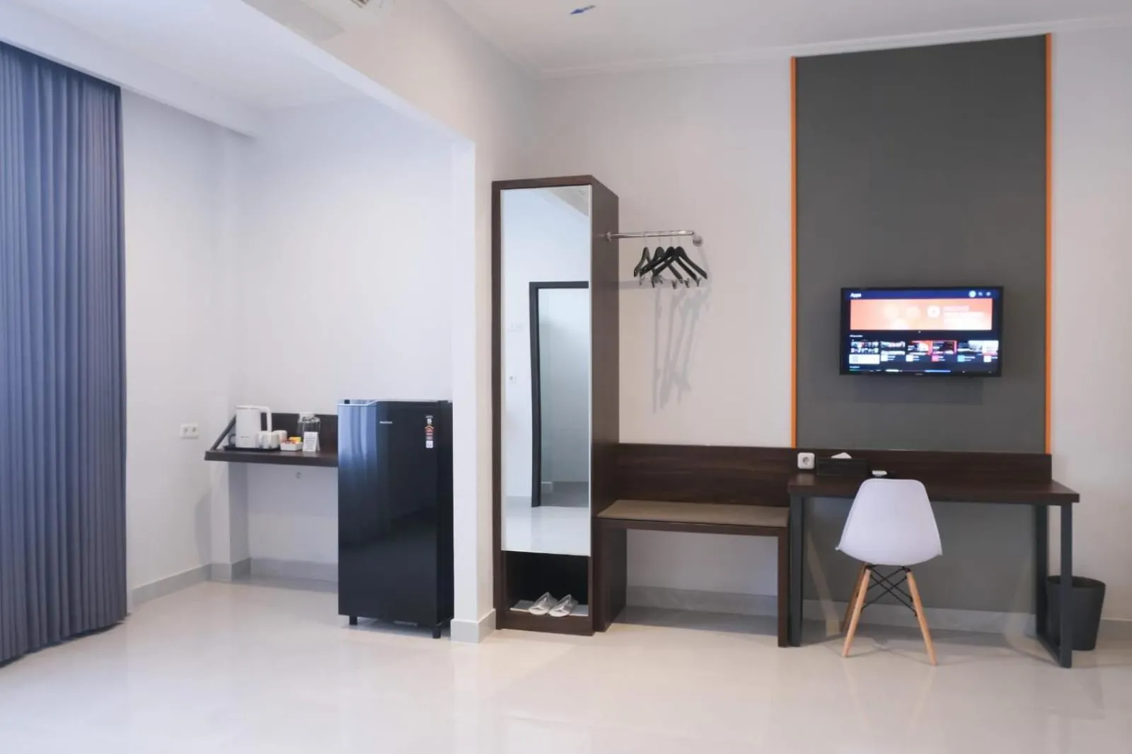 hair dresser in Atap Biru Residence