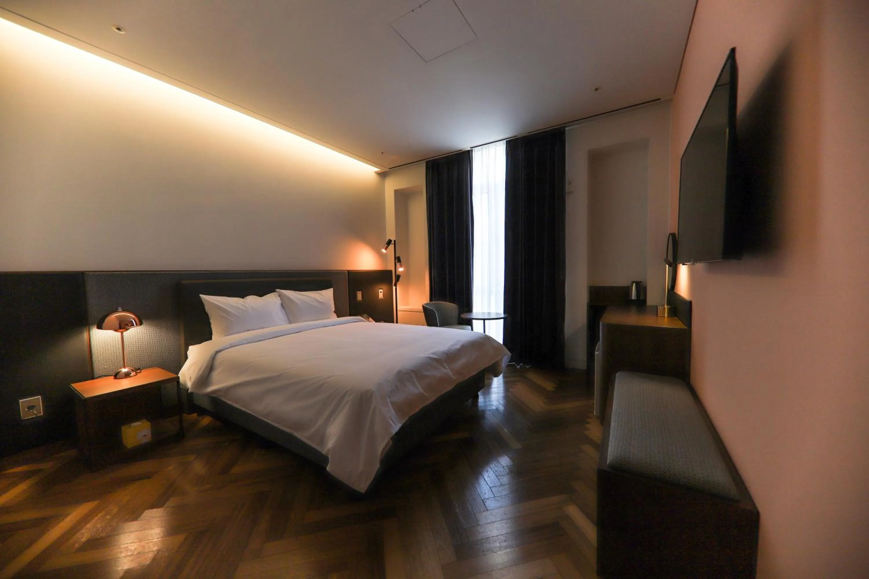 Bed in LE SEOUL HOTEL