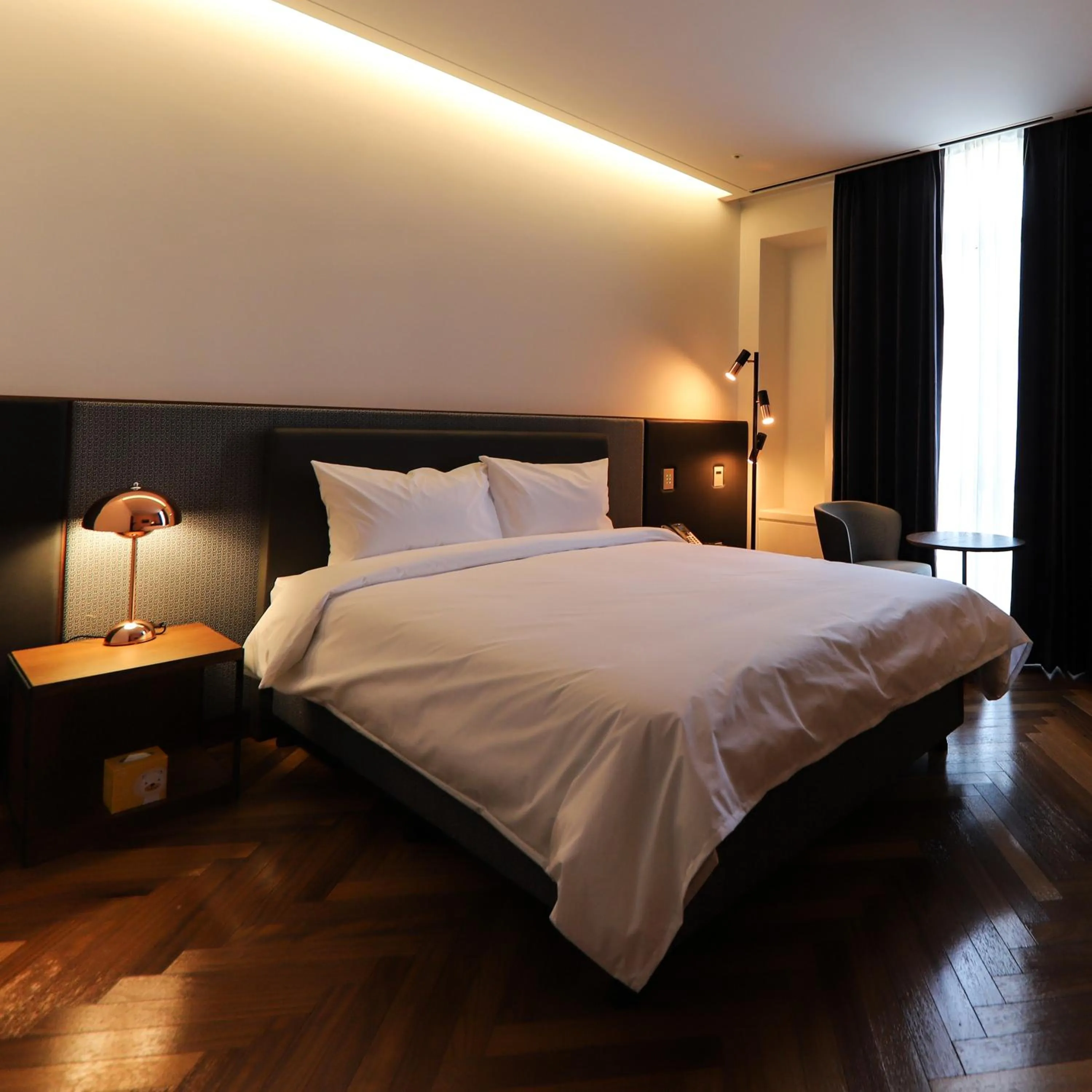 Bed in LE SEOUL HOTEL