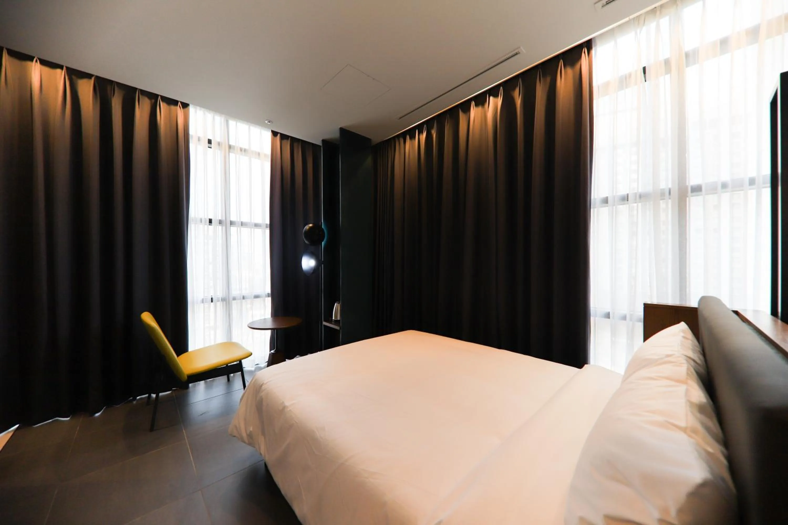 Bed in LE SEOUL HOTEL