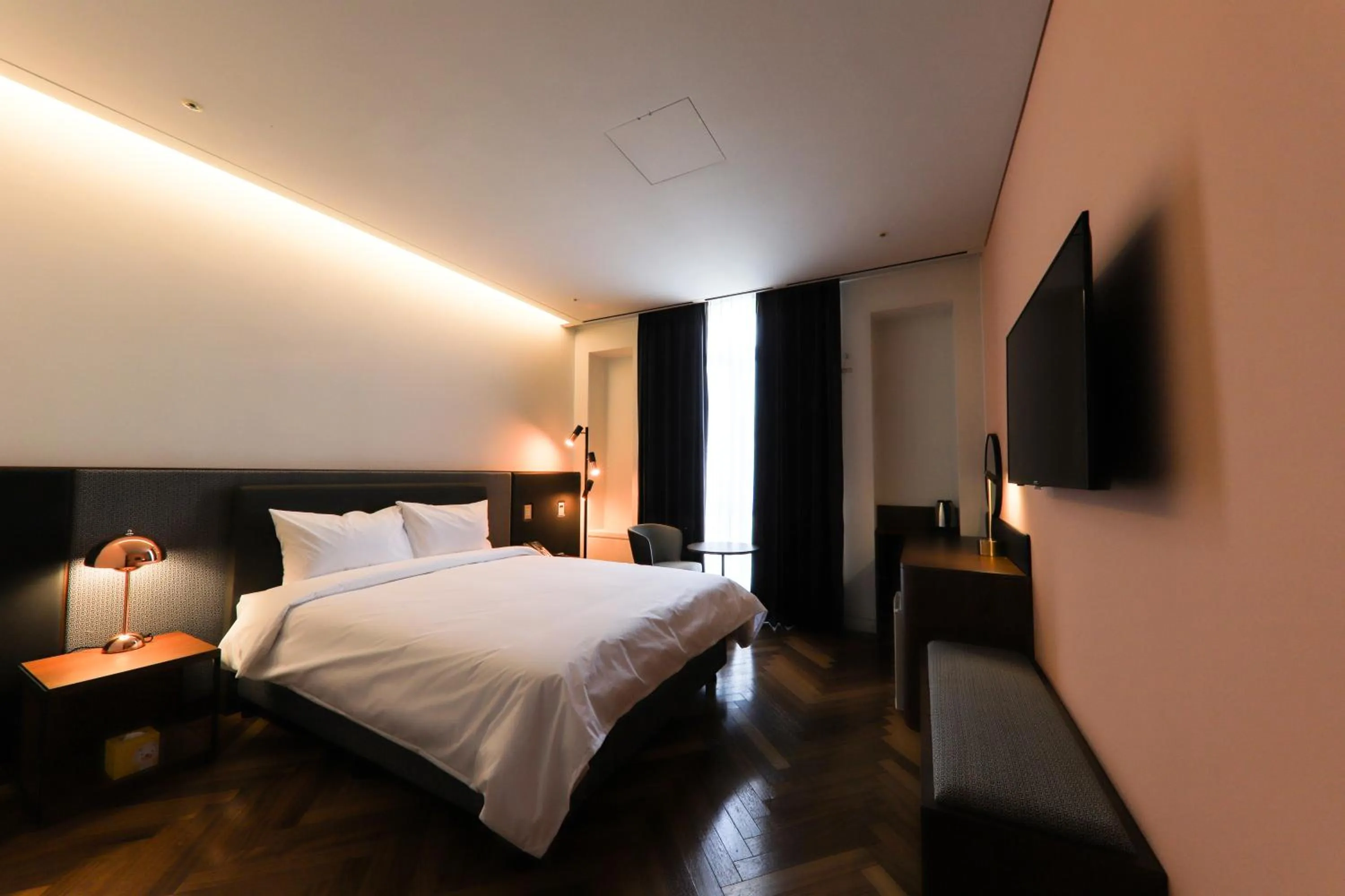 Bed in LE SEOUL HOTEL