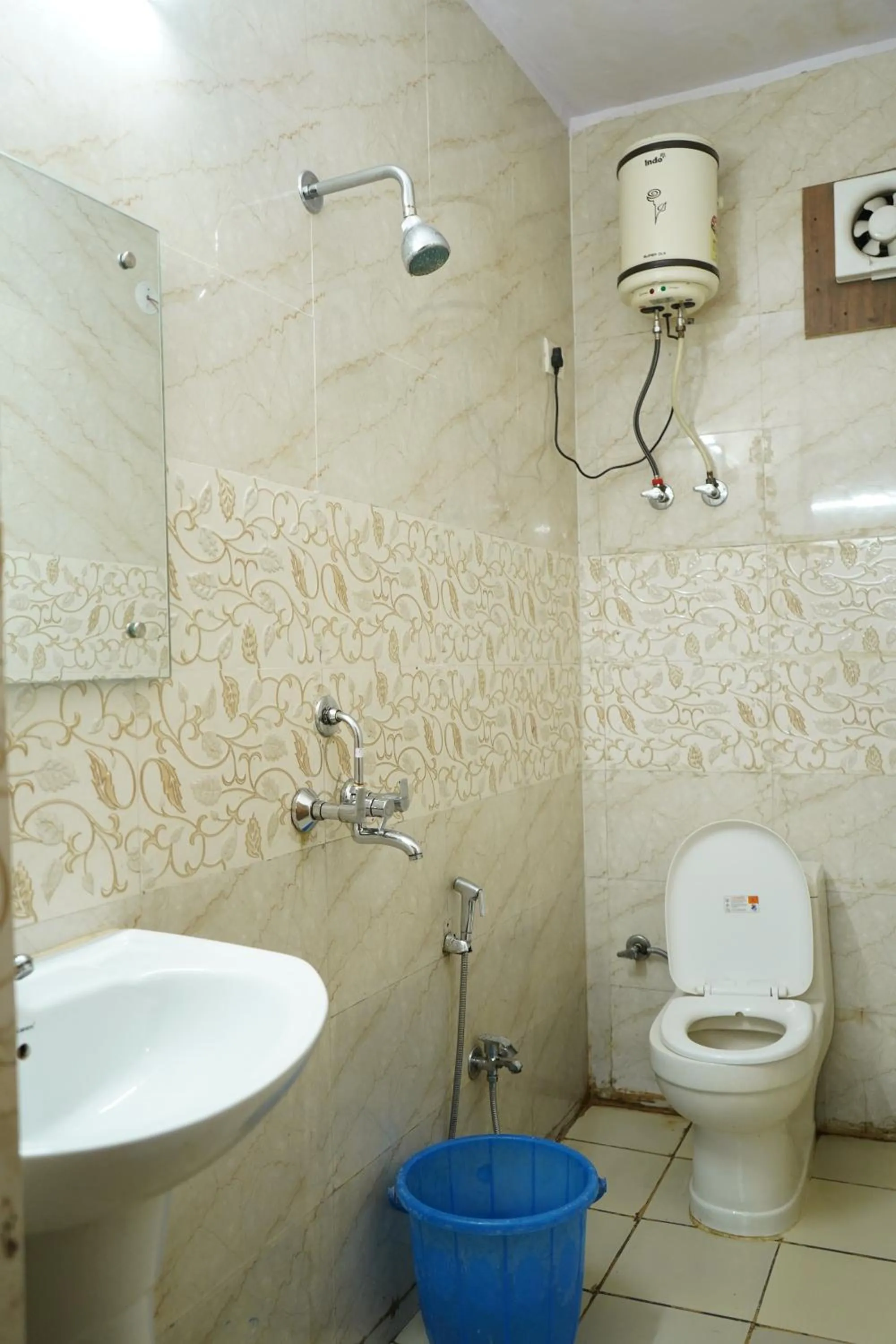 Shower in Hotel Quadis - Noida sec 15