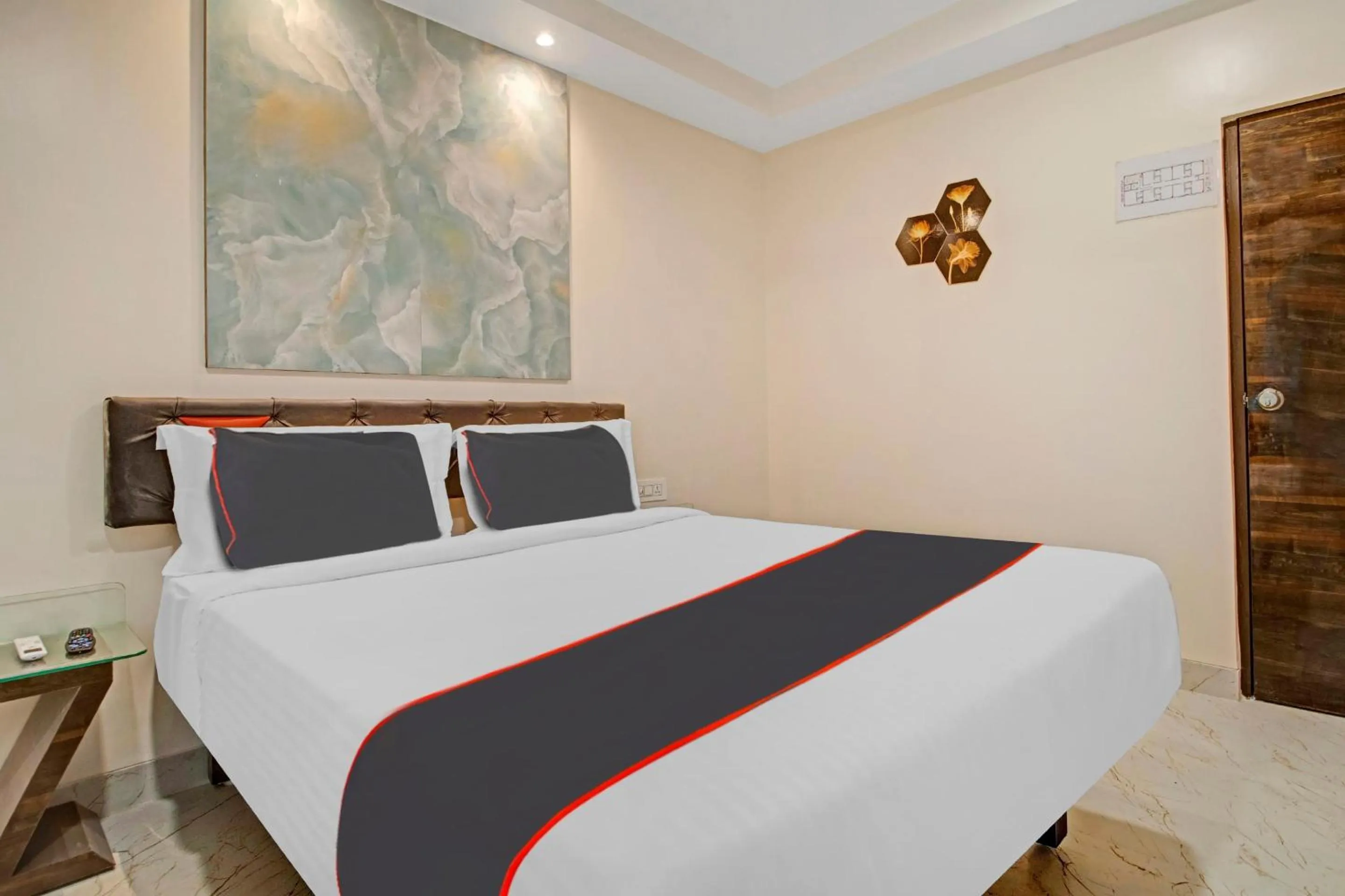 Bedroom, Bed in Super Collection O Halcyon SS Grand