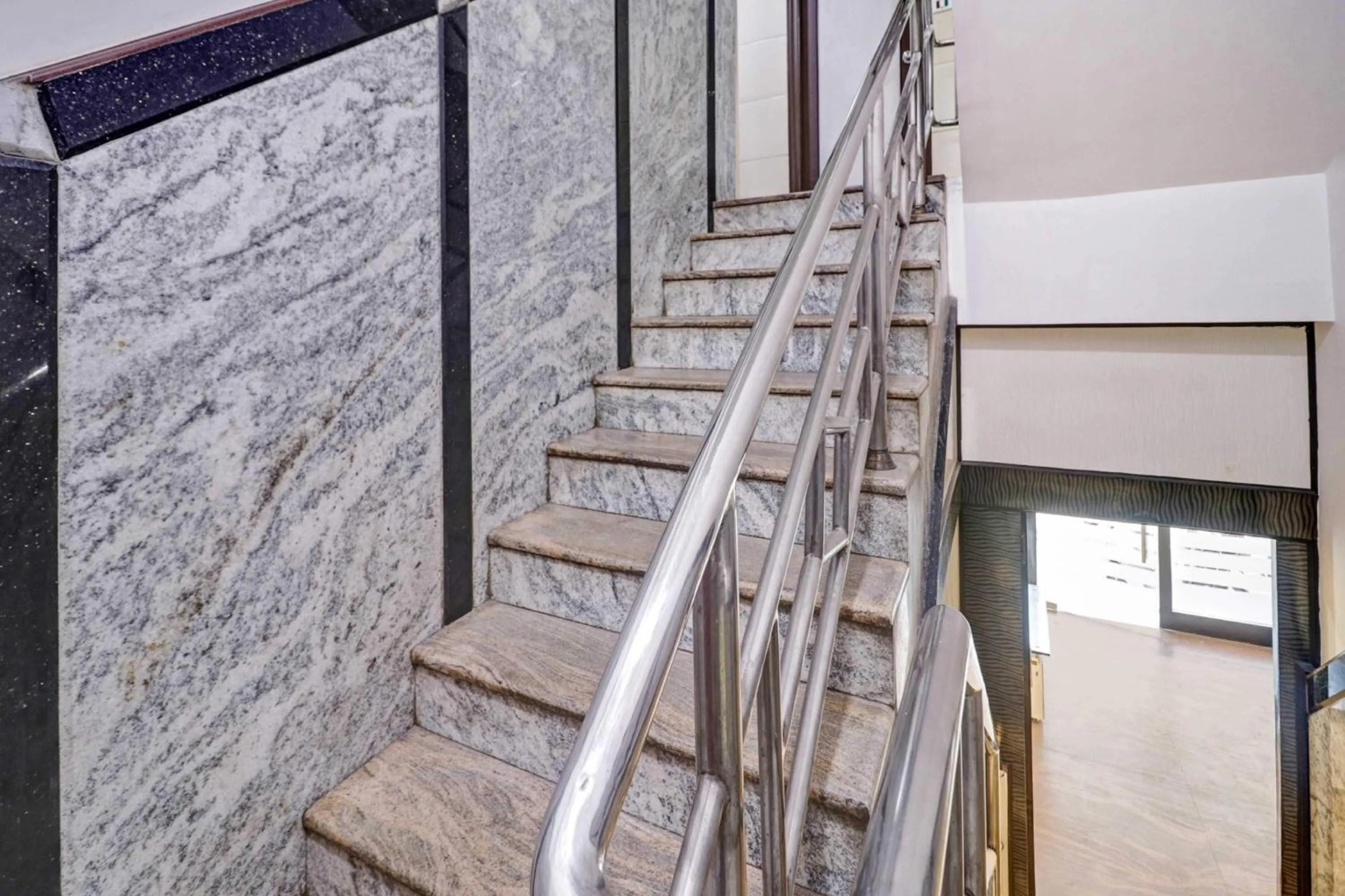 Lobby or reception in Collection O Sabharwal Residency Near Lalbagh Botanical Garden