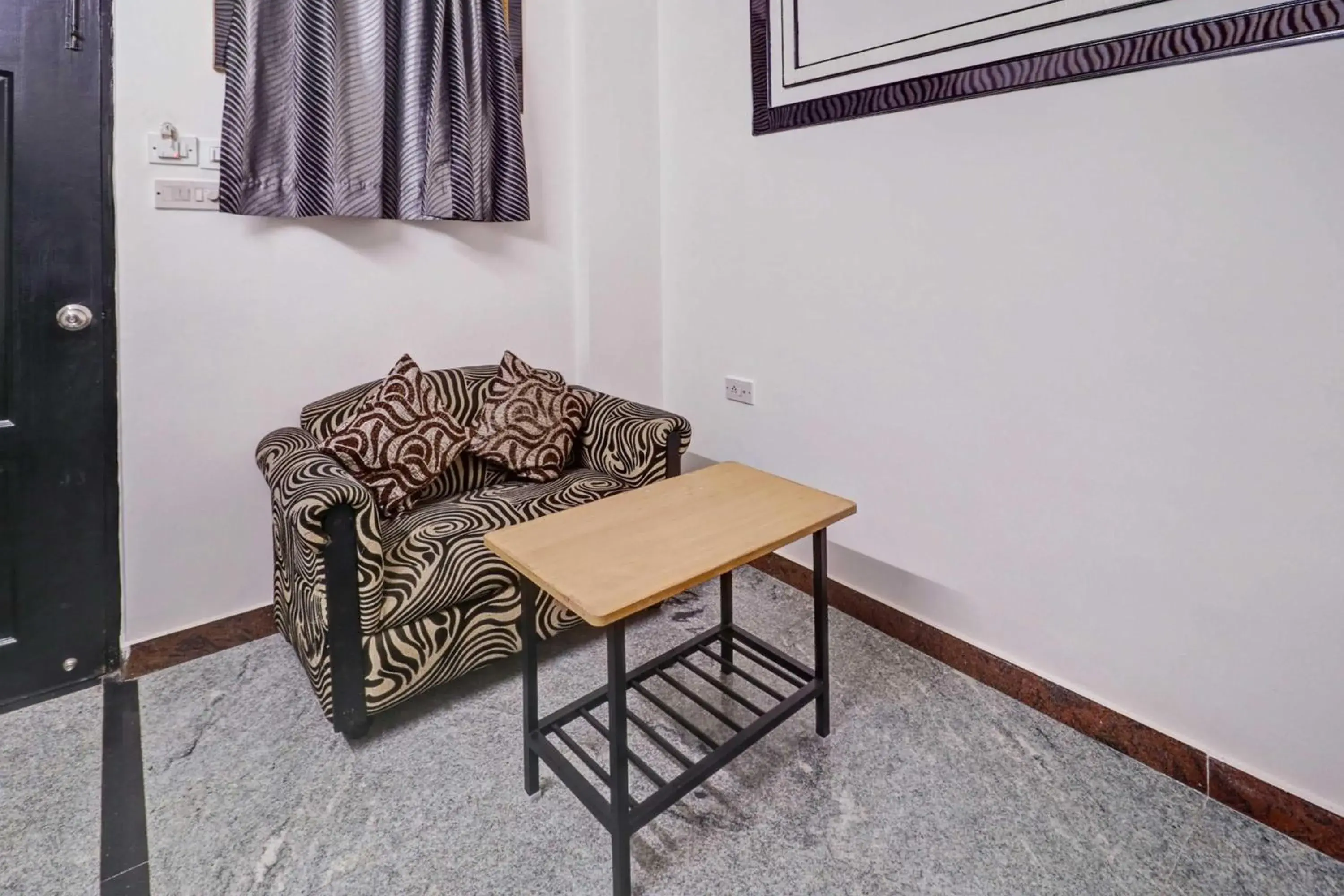 Living room in Super Collection O Sabharwal Residency Near Lalbagh Botanical Garden Living room in Super Collection O Sabharwal Residency Near Lalbagh Botanical Garden