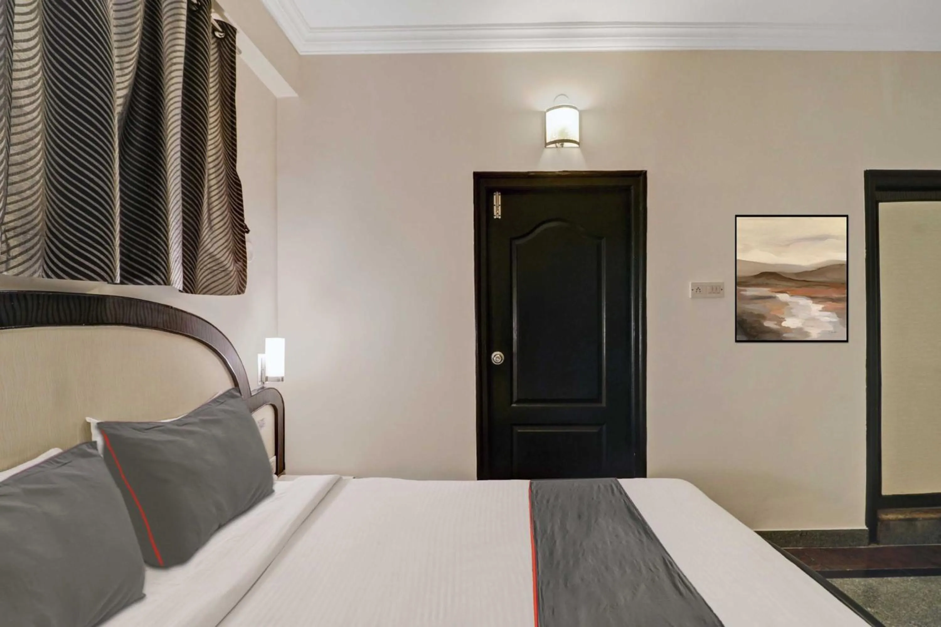 Bedroom, Bed in Collection O Sabharwal Residency Near Lalbagh Botanical Garden