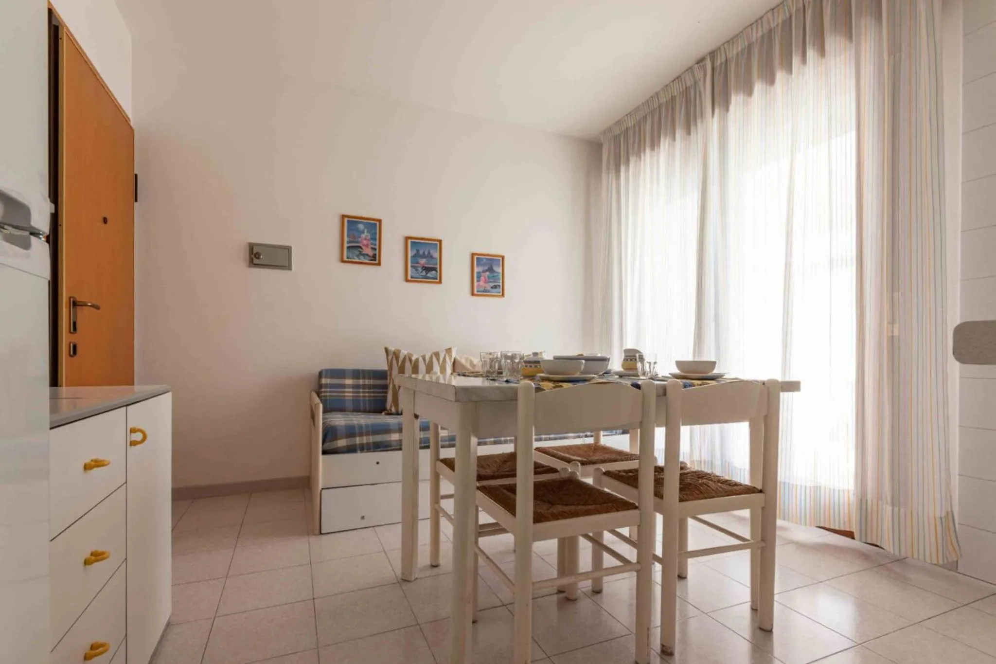 Great accommodation with balcony