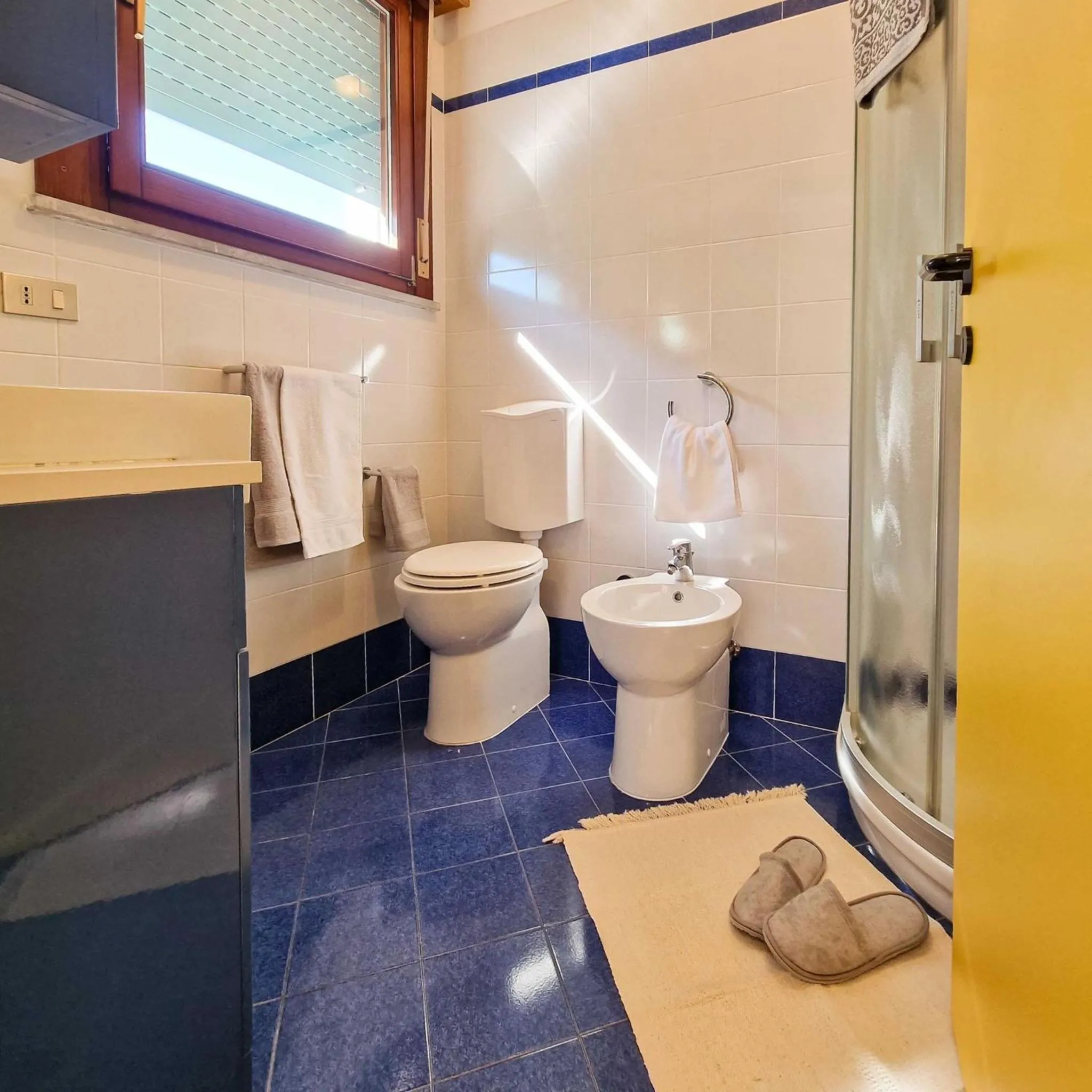 Toilet in Comfortable apartment close to Bibione sea