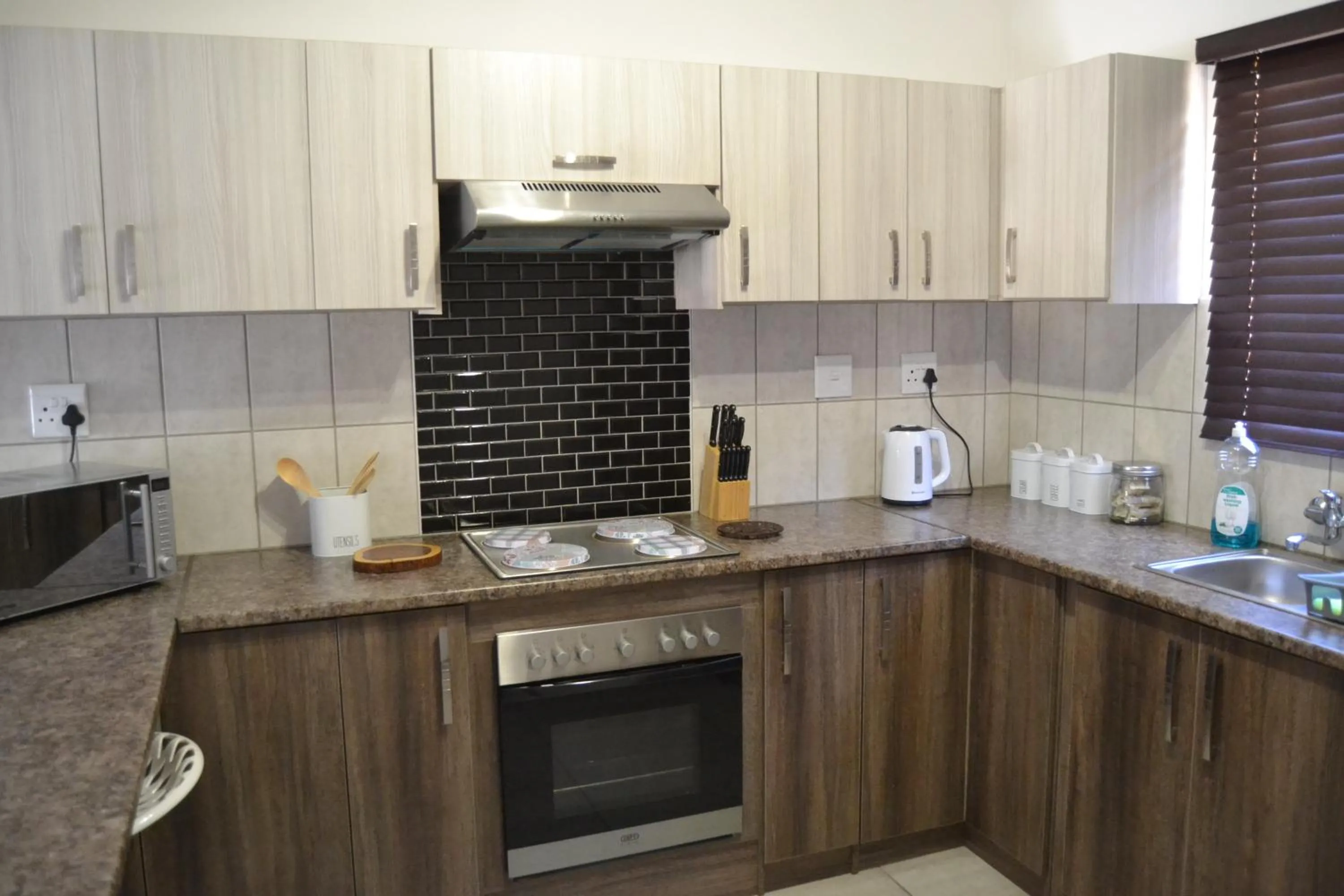 Kitchen or kitchenette in Chef's@6