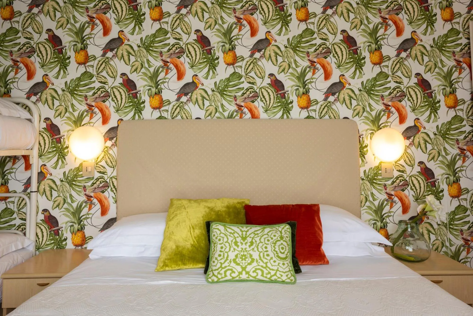 Bed in Hotel Maarea