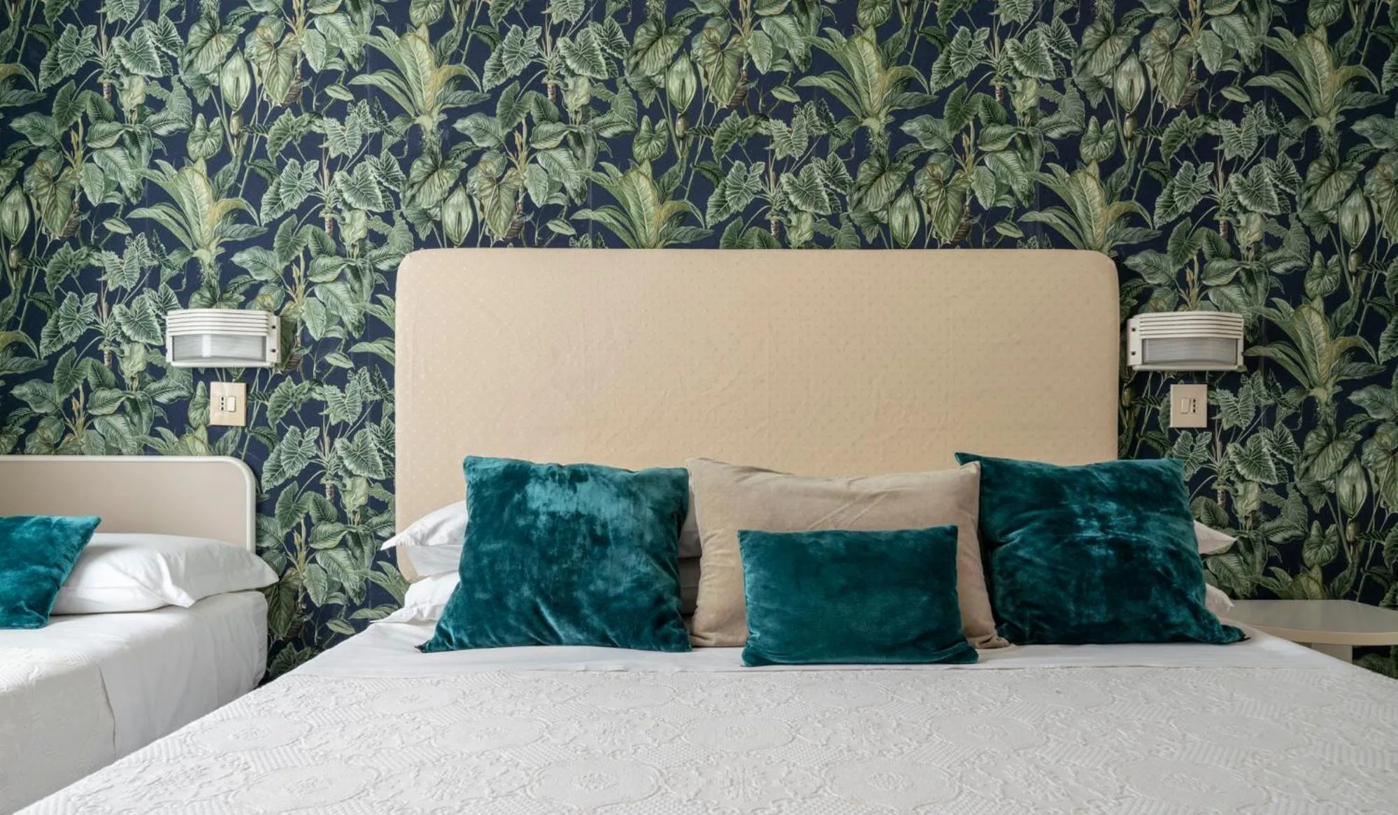 Bed in Hotel Maarea